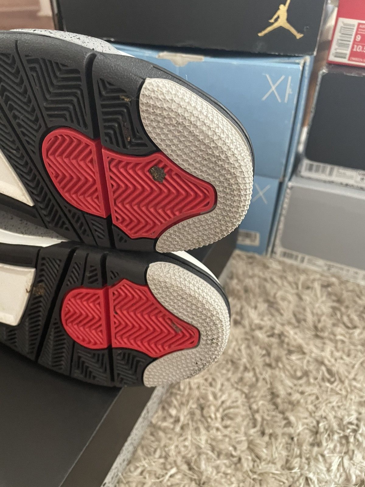 Jordan Brand Jordan 4 White Cement Size US 9 / EU 42 - 10 Thumbnail