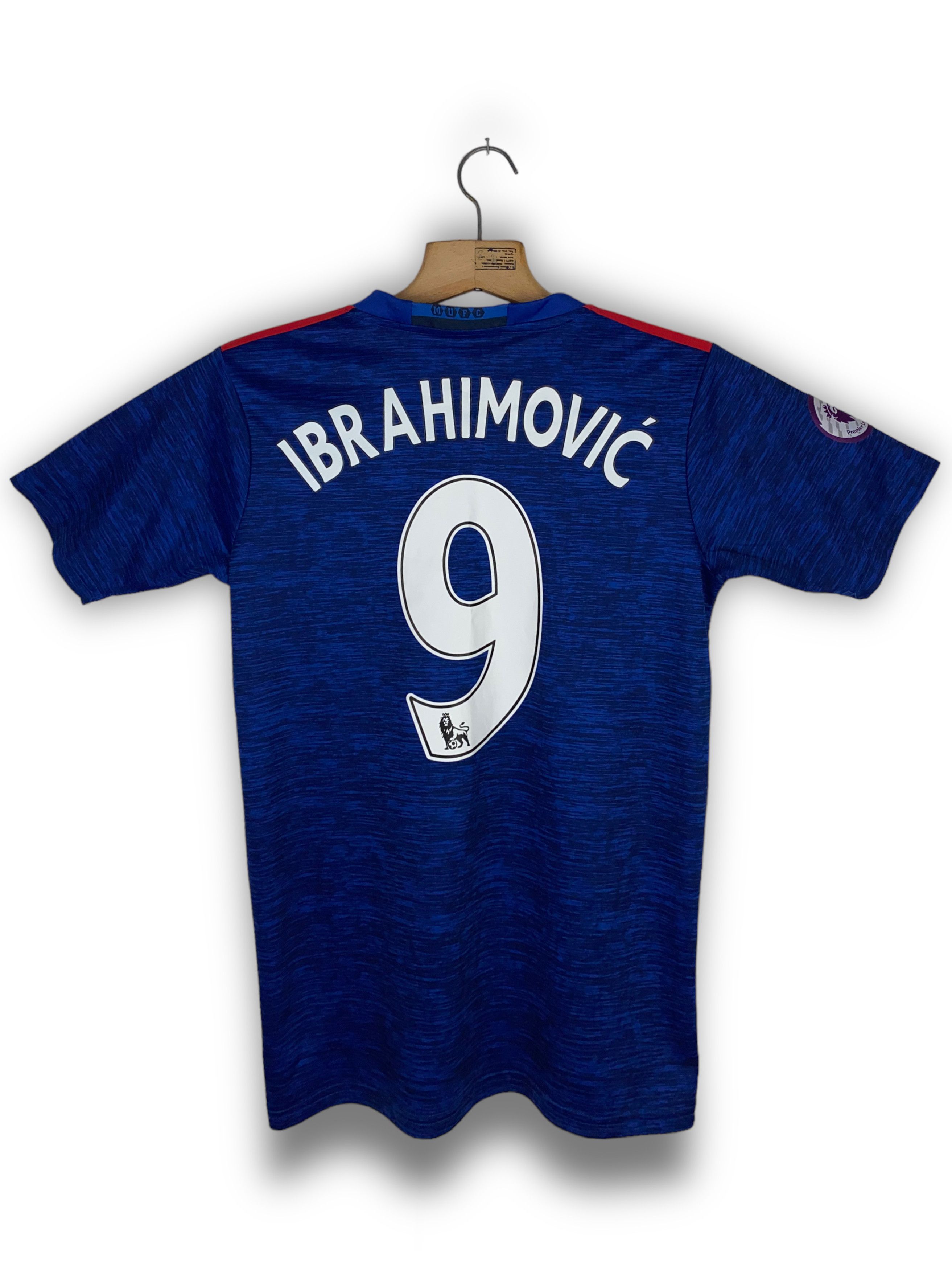 Adidas Vintage 16/17 IBRAHIMOVIC Manchester United Navy Jersey M471 Size US S / EU 44-46 / 1 - 9 Thumbnail