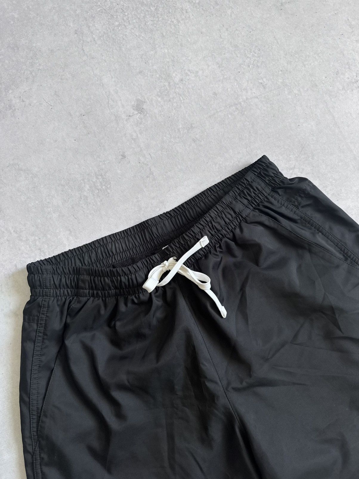 Nike Nike Nylon Y2K Basic Sports Unisex Shorts Regular Hype Size US 31 - 4 Thumbnail