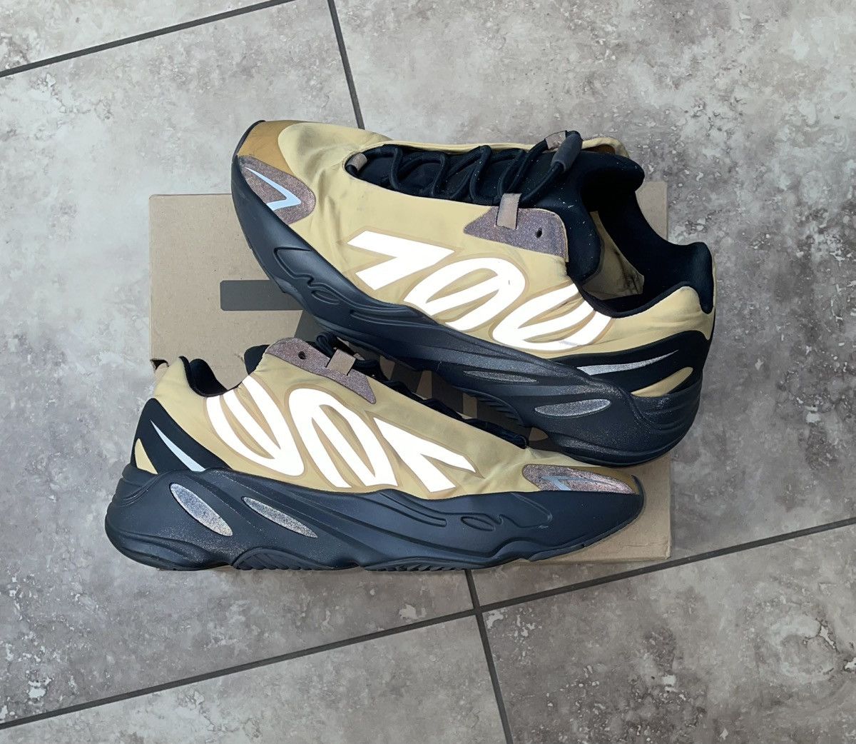 adidas Yeezy Boost 700 MNVN Honey Flux Size 11