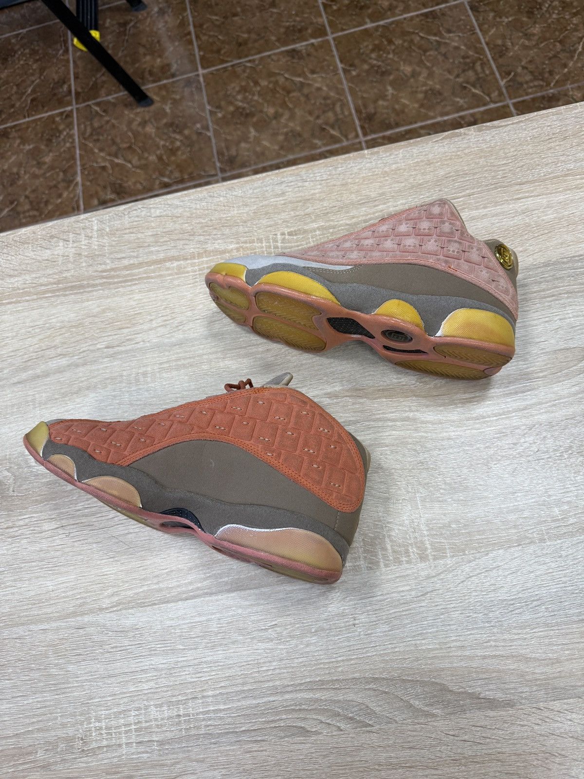 CLOT × Jordan Brand 🇺🇸 CLOT x Air Jordan 13 Retro NRG Low Terracotta US 8.5 Size US 8.5 / EU 41-42 - 3 Thumbnail