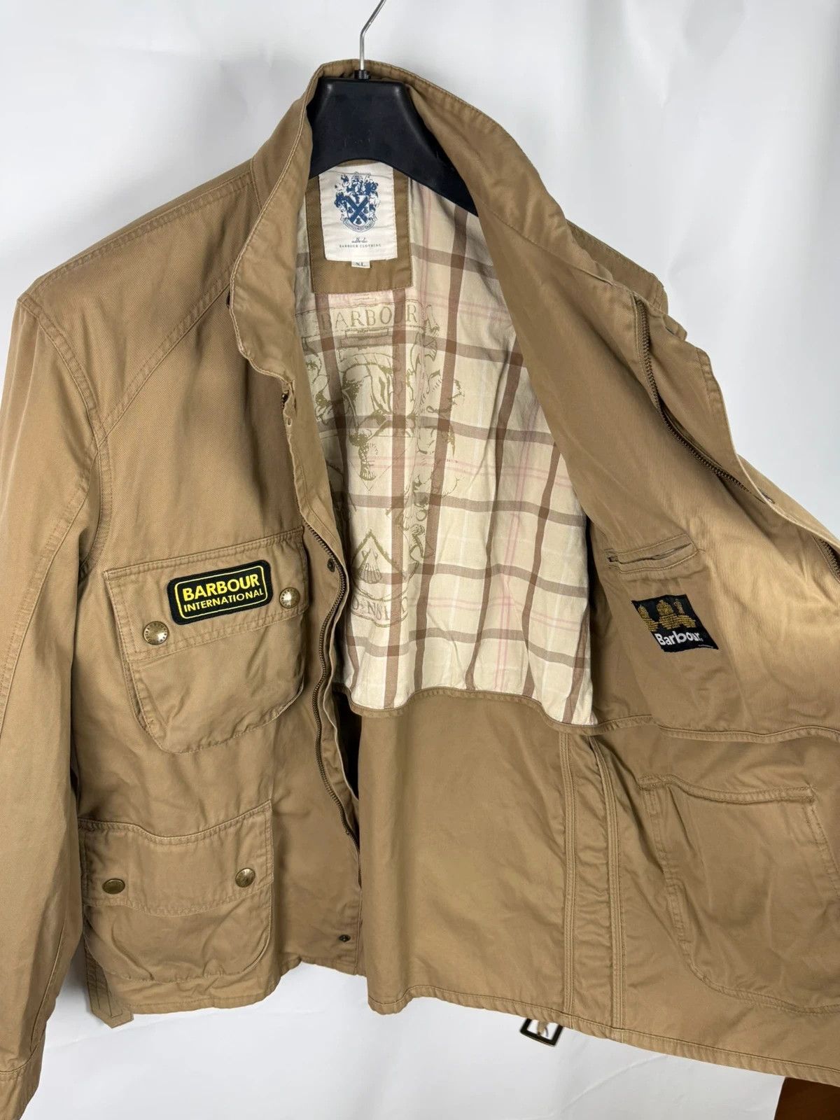 Barbour Barbour International Vintage Jacket Belted size XL Size US XL / EU 56 / 4 - 13 Thumbnail