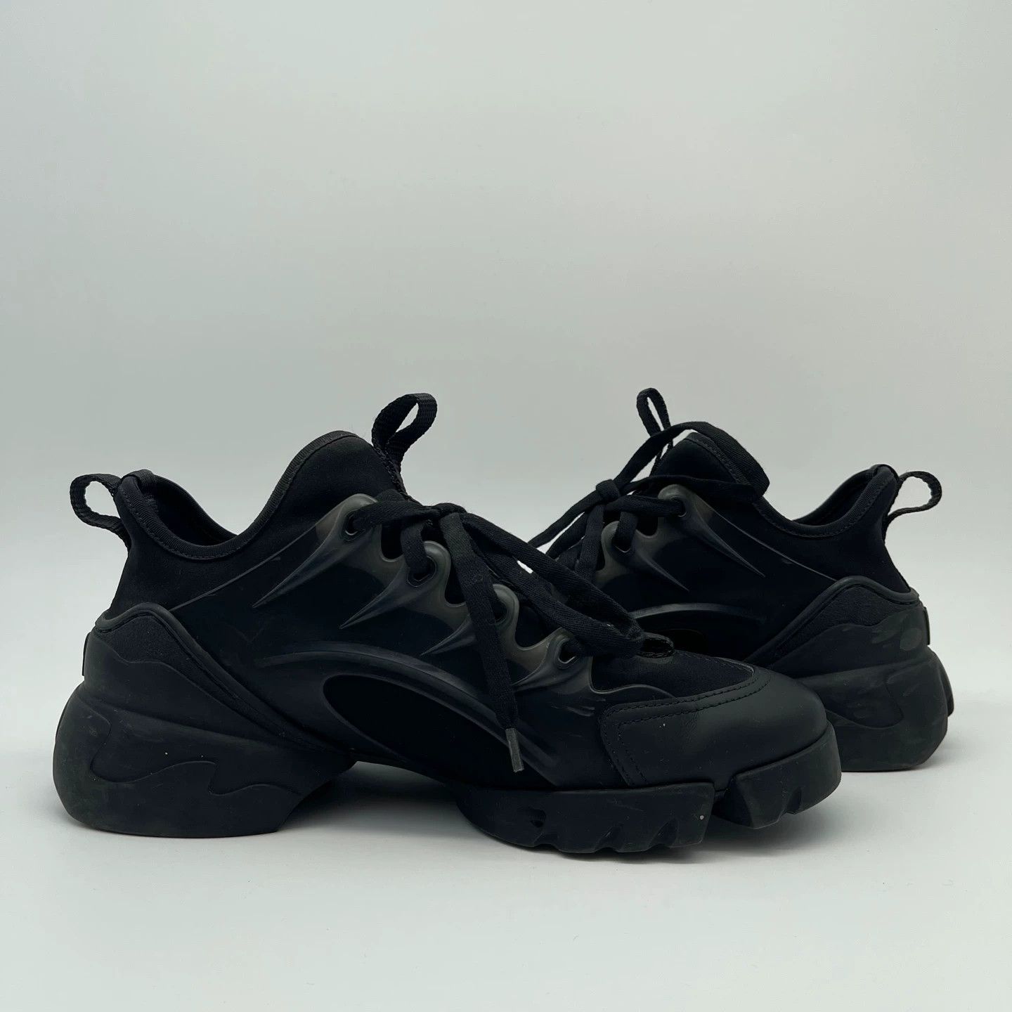 Dior Dior Women's Trainer Size 37 Size US 6.5 / IT 36.5 - 4 Thumbnail