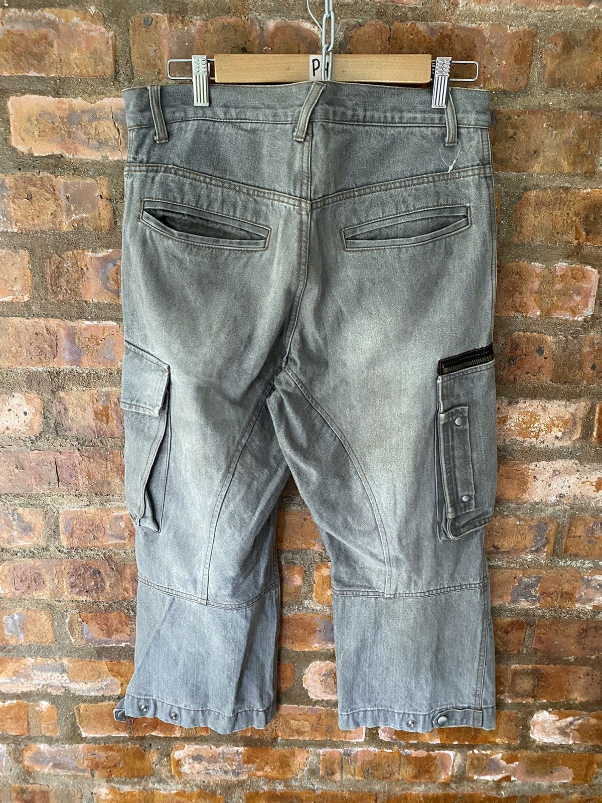 PPFM 2000s PPFM Multipocket cargos wide 3/4 pants Size US 32 / EU 48 - 11 Thumbnail