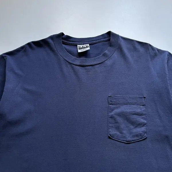 Vintage Vintage 90s Faded Blue Blank Pocket T Shirt Large USA Made Size US L / EU 52-54 / 3 - 2 Thumbnail