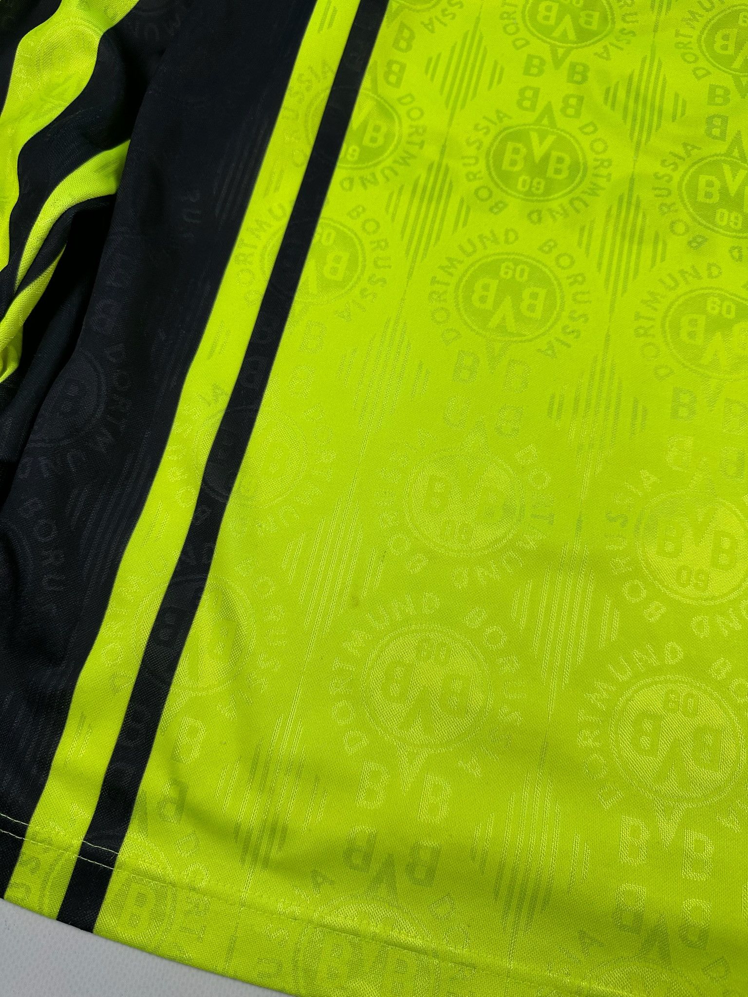 Nike Vintage Borussia Dortmund jersey football shirt 1996-1997 Size US S / EU 44-46 / 1 - 5 Thumbnail