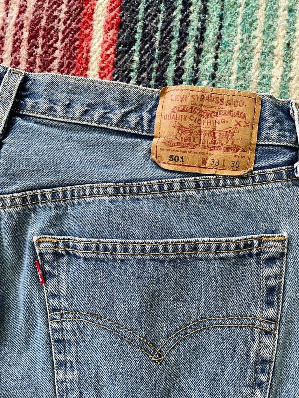 Levi's 00s Levi’s 501 Straight Fit Jeans 35x29 Size US 35 - 5 Thumbnail