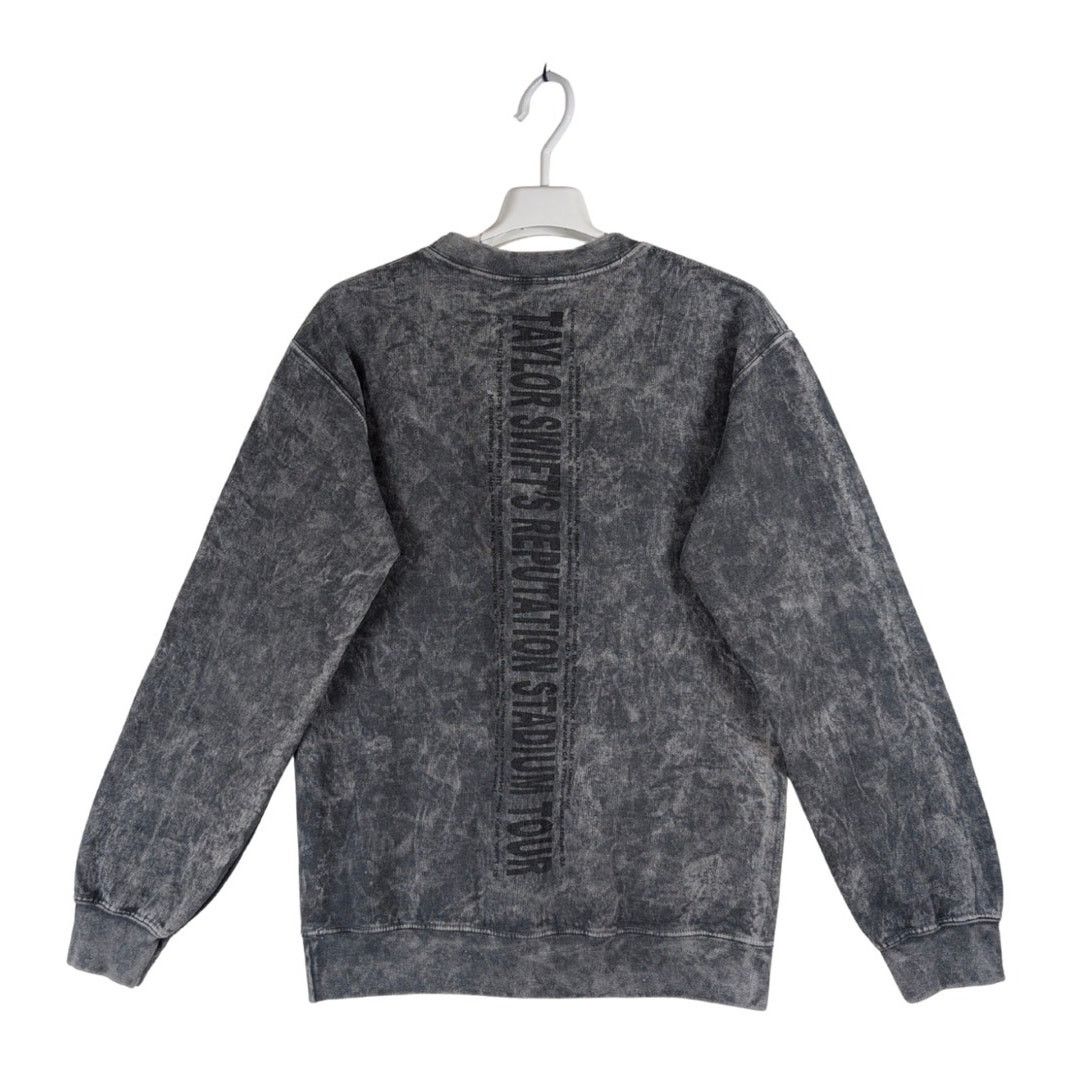 Unknown London Official Taylor Swift Reputation Stadium Tour Sweatshirt Size S / US 4 / IT 40 - 2 Thumbnail