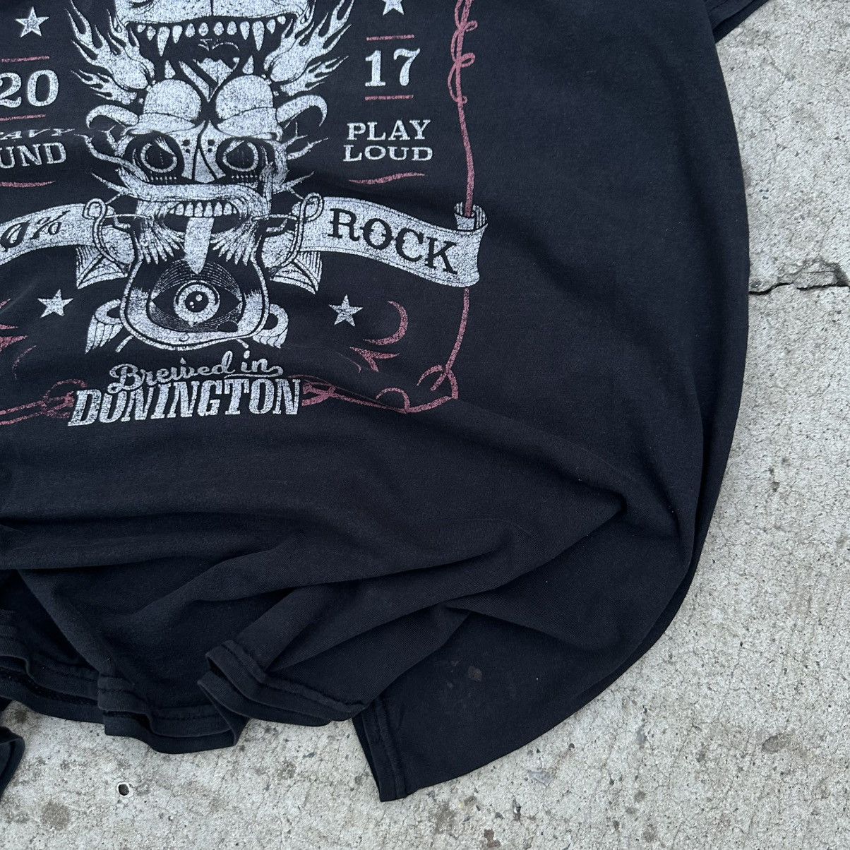 Dolcepunta Vintage Japanese Style Adult Download Festival T-shirt Rock Size US L / EU 52-54 / 3 - 6 Thumbnail