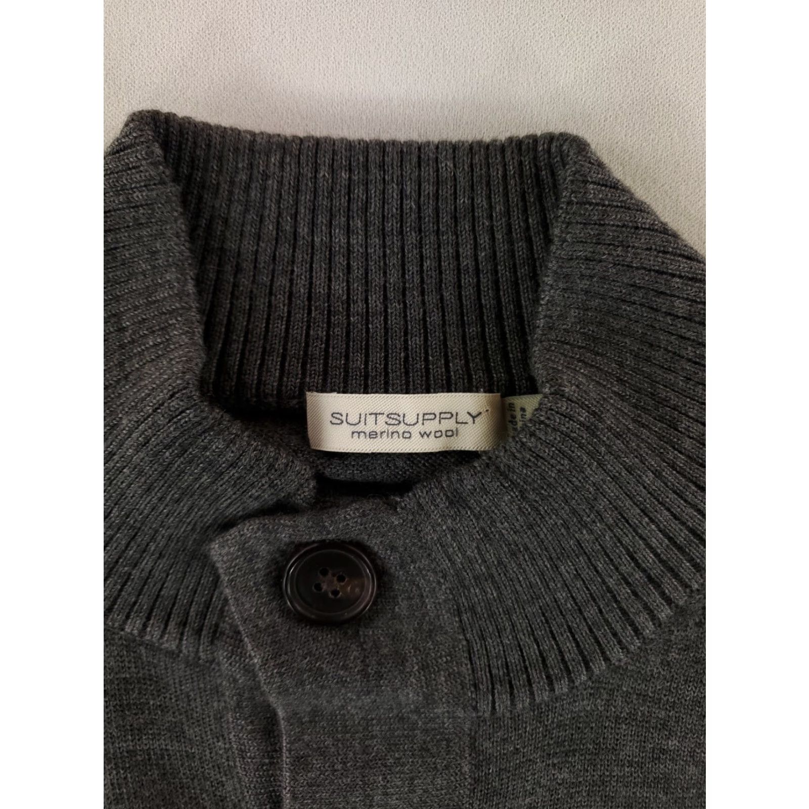 Suitsupply Suitsupply Cardigan Sweater Merino Wool Gray Long Sleeve Button Up Mens L Size US L / EU 52-54 / 3 - 2 Thumbnail