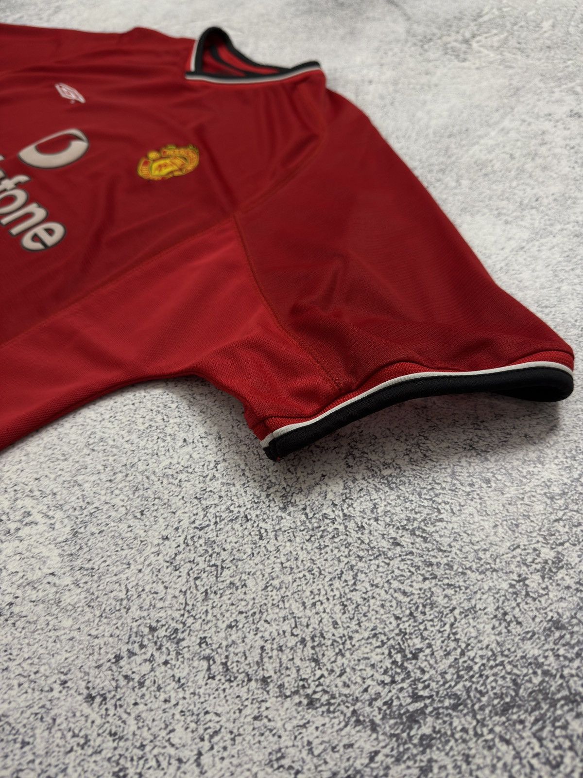 Umbro UMBRO MANCHESTER UNITED 2000/2001 HOME FOOTBALL SHIRT JERSEY Size US XL / EU 56 / 4 - 7 Thumbnail