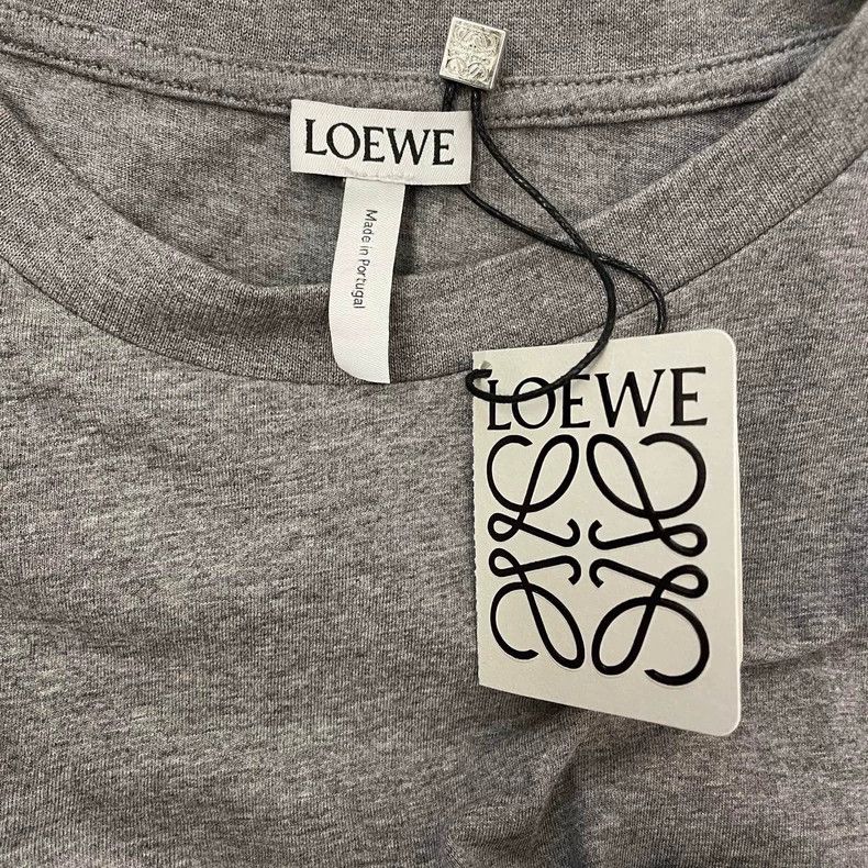 Loewe loewe Gray short-sleeved shirt with small red embroidered l Size US S / EU 44-46 / 1 - 5 Thumbnail