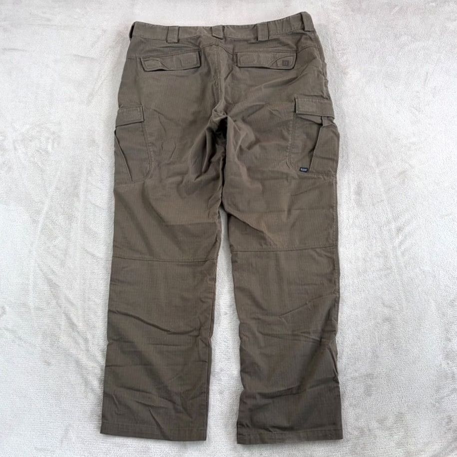 Vintage 5.11 Tactical Stryke Cargo Pants Men 38x30 Green Regular Fit Ripstop Canvas Cotton Polyester Zip Button Snap Cargo Pockets Moisture Wicking Size US 38 / EU 54 - 4 Thumbnail