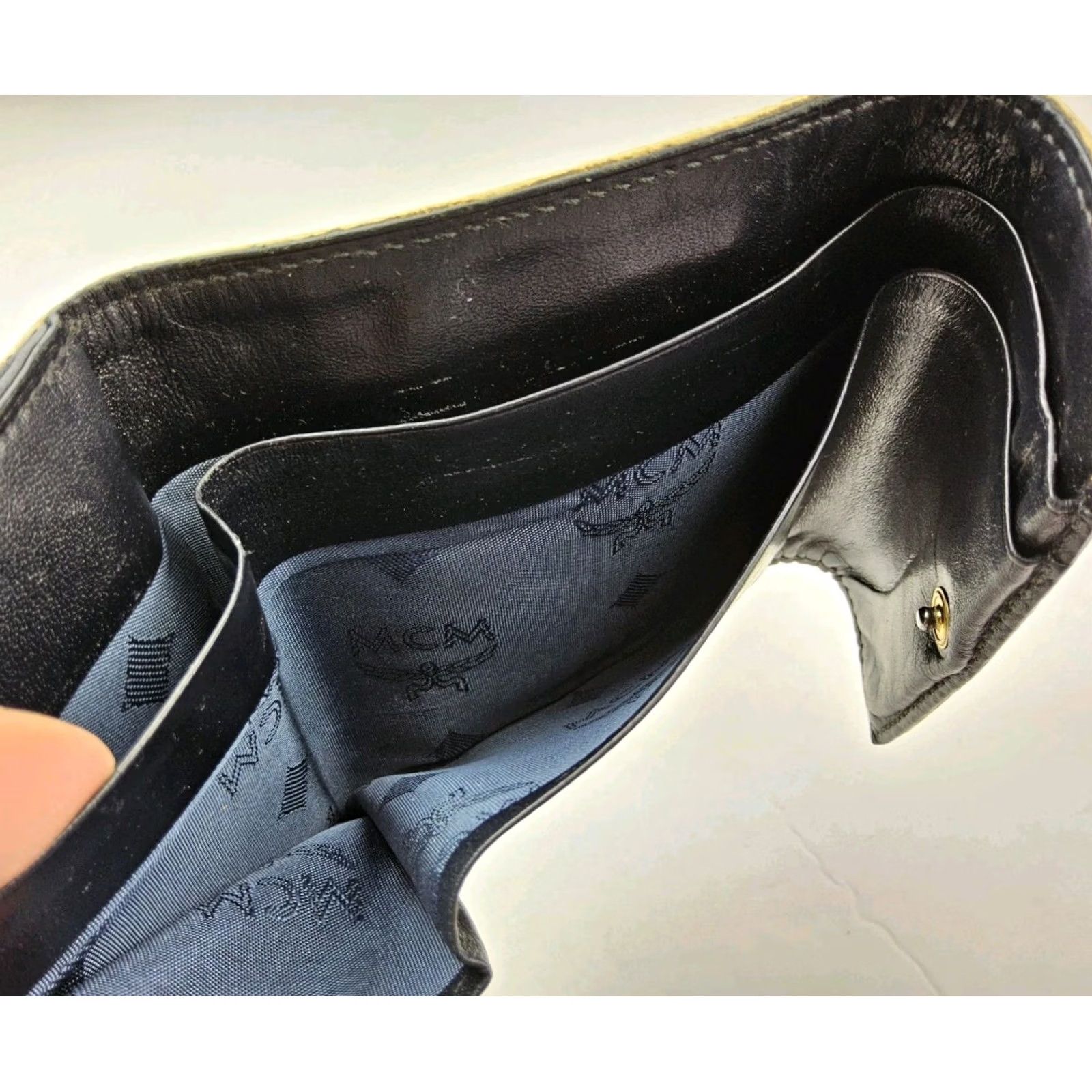 MCM MCM Logo Visetos Leather Folding Snap Wallet Women's Size ONE SIZE - 6 Thumbnail