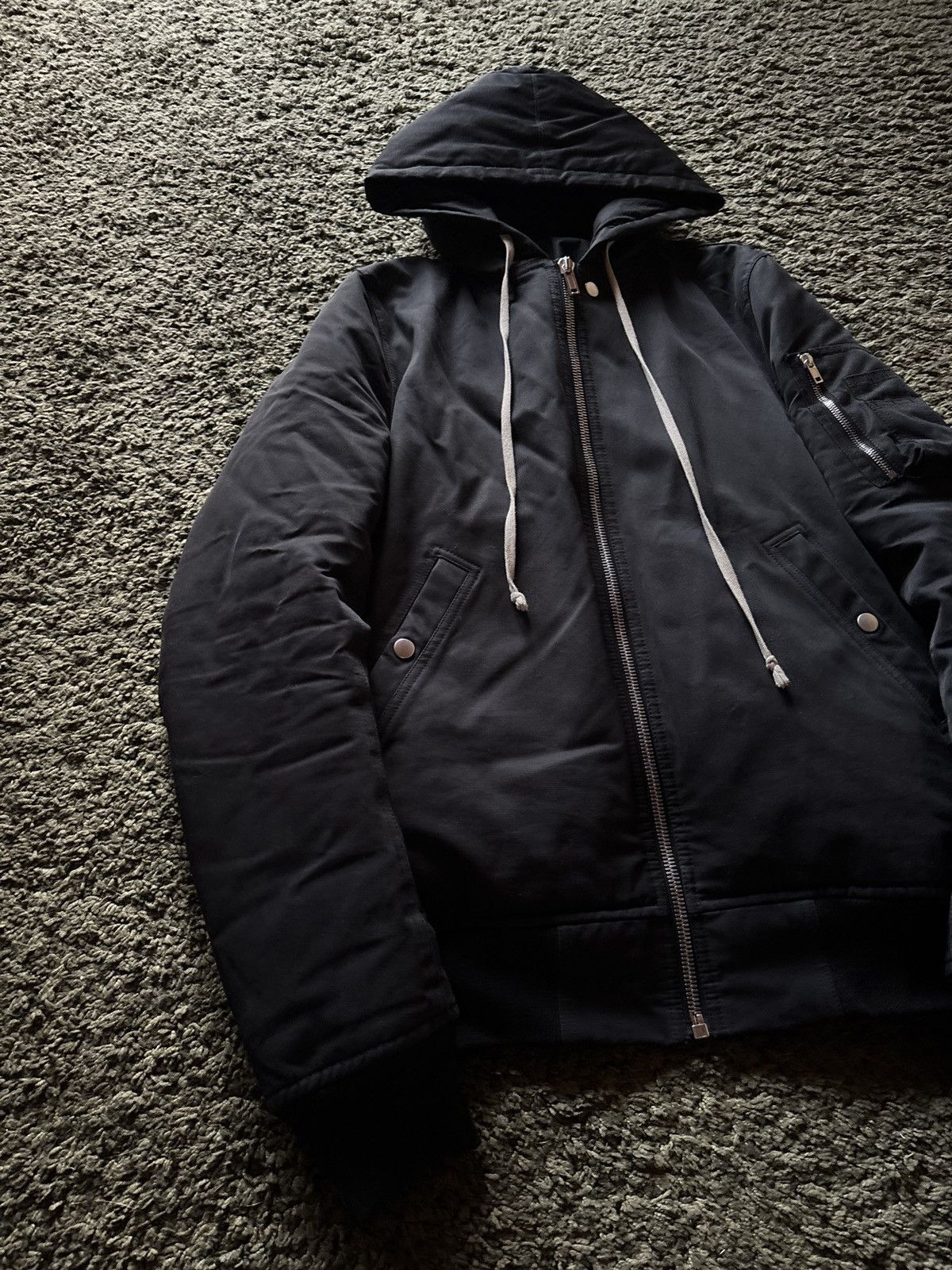 Rick Owens AW17 Rick Owens „Glitter” MA1 Down Hooded Bomber Jacket Size US M / EU 48-50 / 2 - 2 Thumbnail