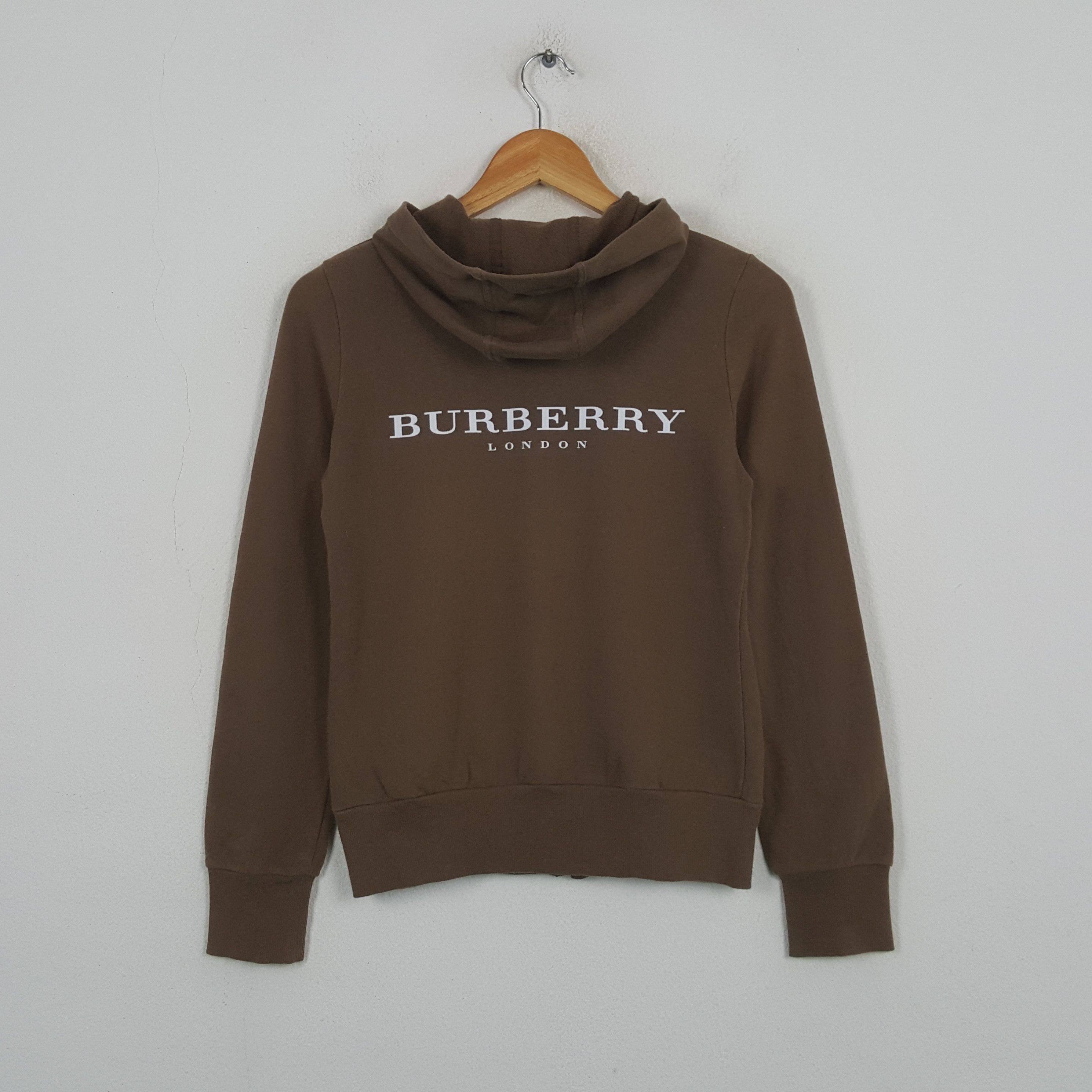 Burberry Vintage Burberry London Fashion Brand Hoodie RR17 Size XS / US 0-2 / IT 36-38 - 1 Thumbnail