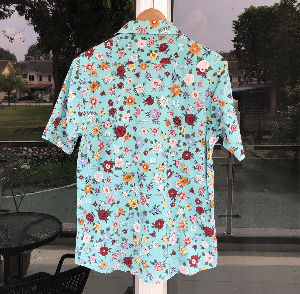 Burberry Burberry Black Label Flower Printed Short Sleeve Shirt Size US M / EU 48-50 / 2 - 7 Thumbnail