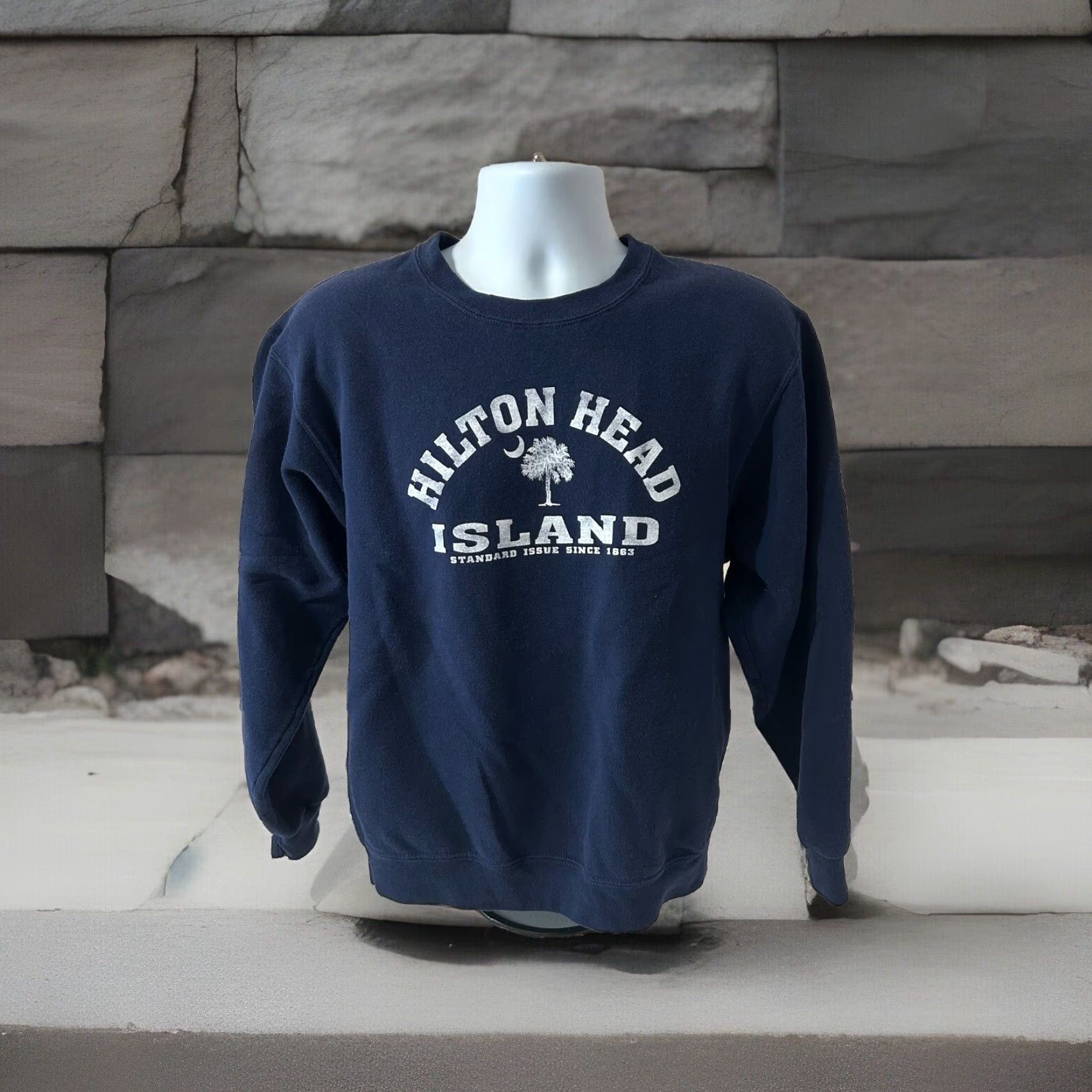 Fruit Of The Loom Hilton Head Island Sweatshirt Men M Navy Blue Fruit Of The Loom Crew Neck Pullover Graphic Print Size US M / EU 48-50 / 2 - 2 Thumbnail