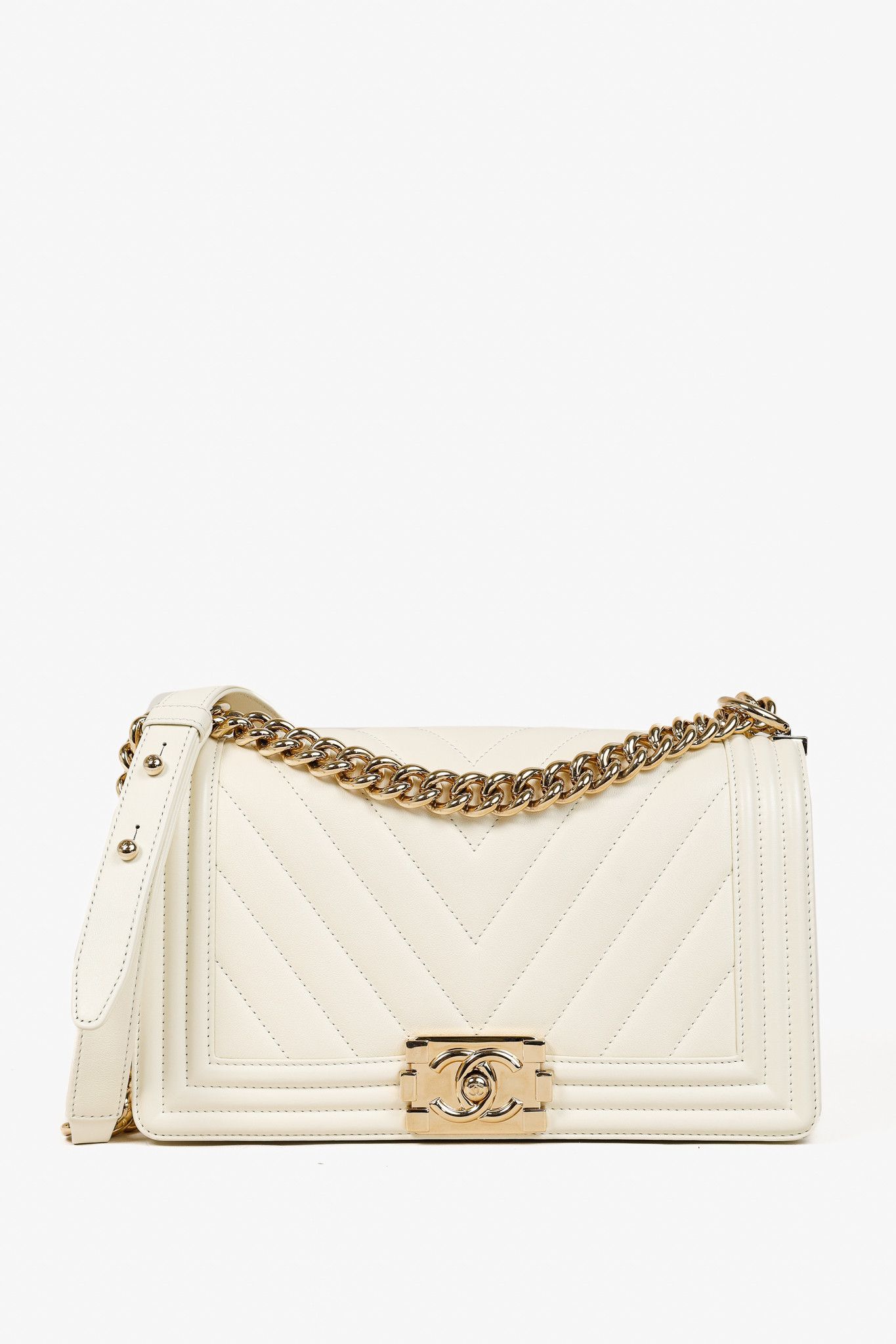 Chanel Chanel Medium Boy Creme Chevron Lambskin Flap Shoulder Bag Size ONE SIZE - 1 Thumbnail