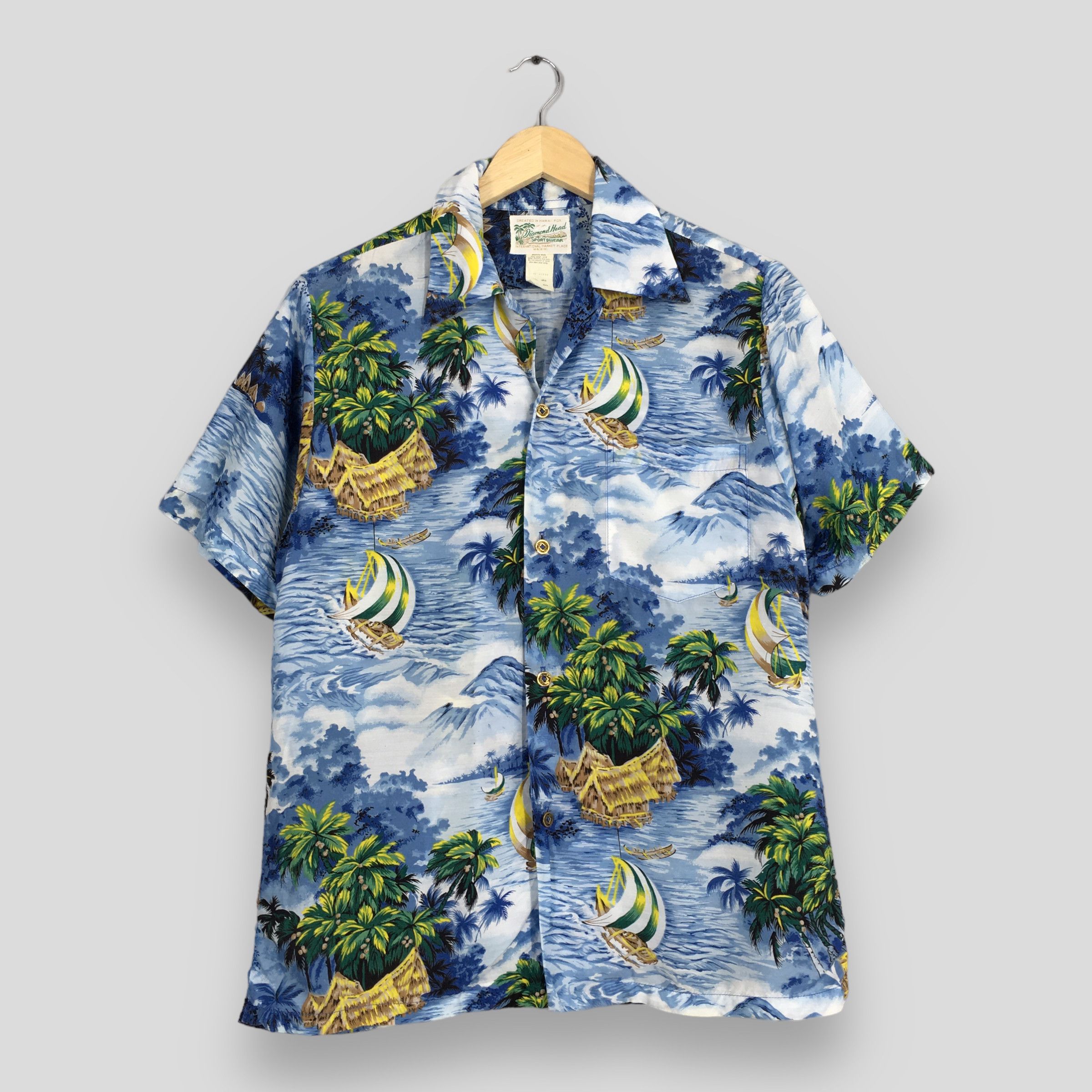 image of Aloha Wear x Hawaiian Shirt 1960S Diamond Head Sportswear Surfing Beach Rayon Shirt S (Size Small)