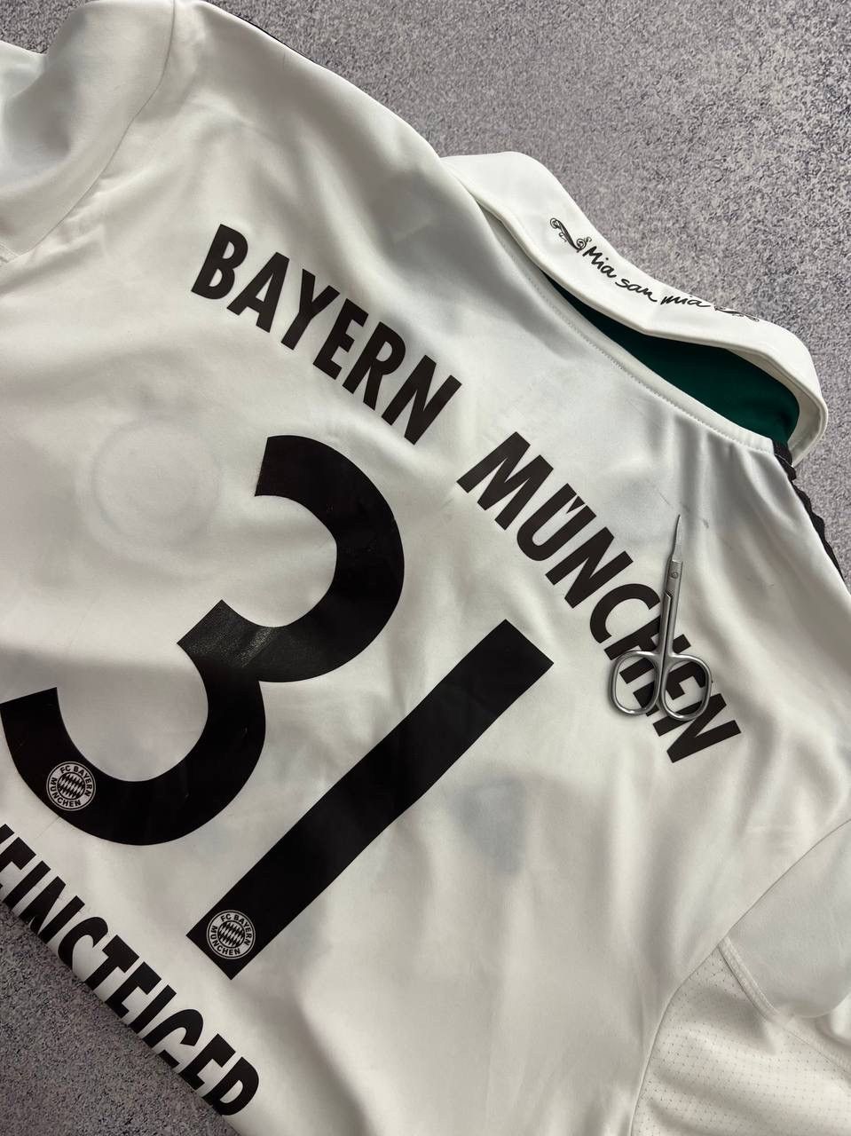 Bayern Munich 2013/14 Away Adidas Jersey #31 Schweinsteiger