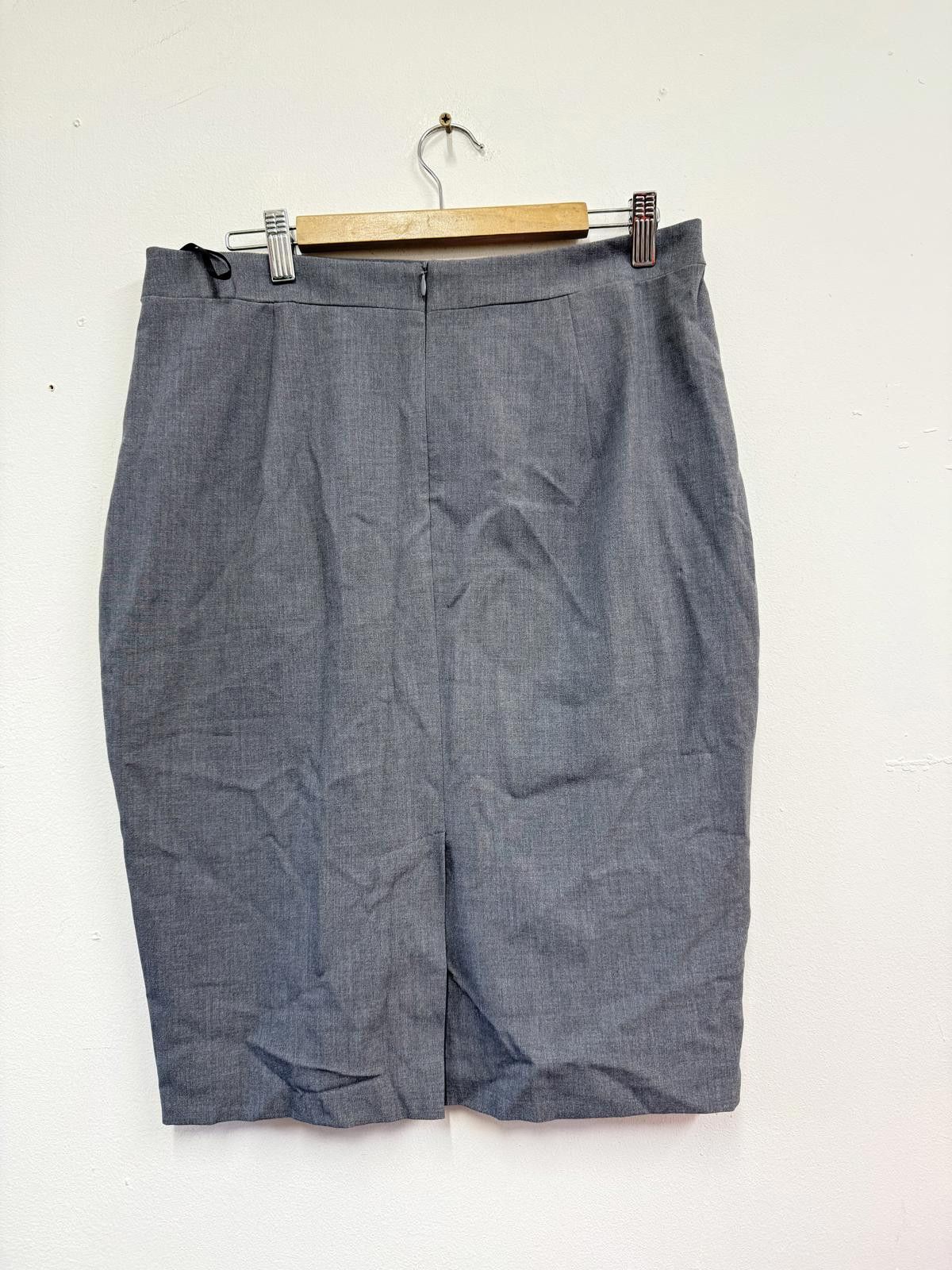 Avirex Avio Light Grey Pencil Skirt UK Size 12 Size 30" / US 8 / IT 44 - 4 Thumbnail
