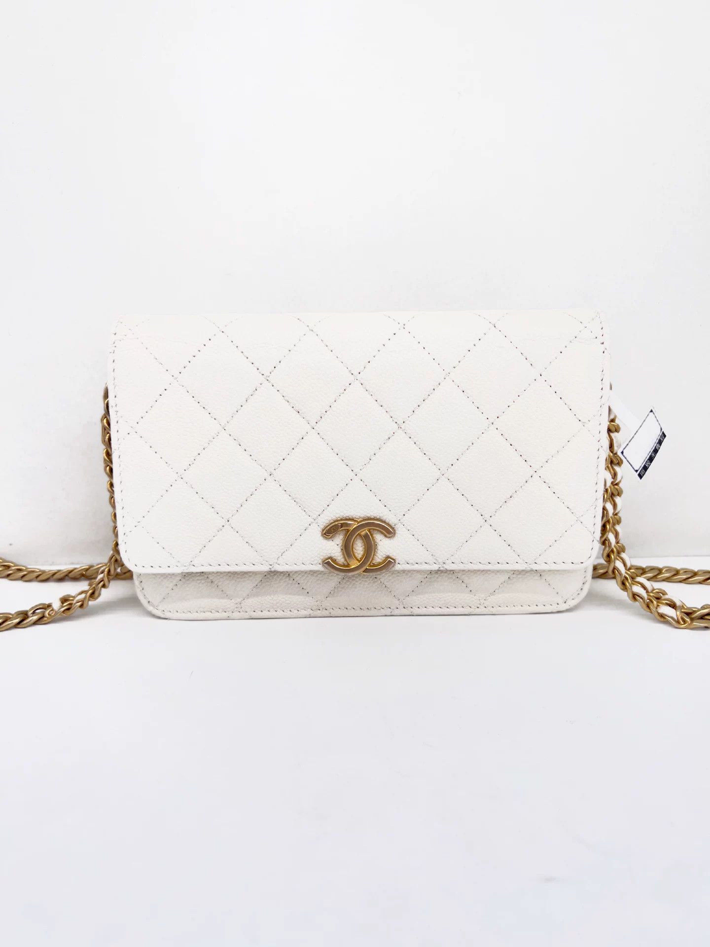 Chanel Pre-loved Bag Very good condition Size ONE SIZE - 1 Thumbnail