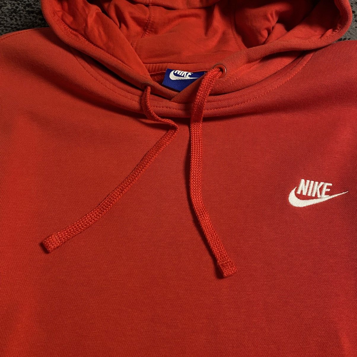 Nike Red Small Logo Hoodie 🔥