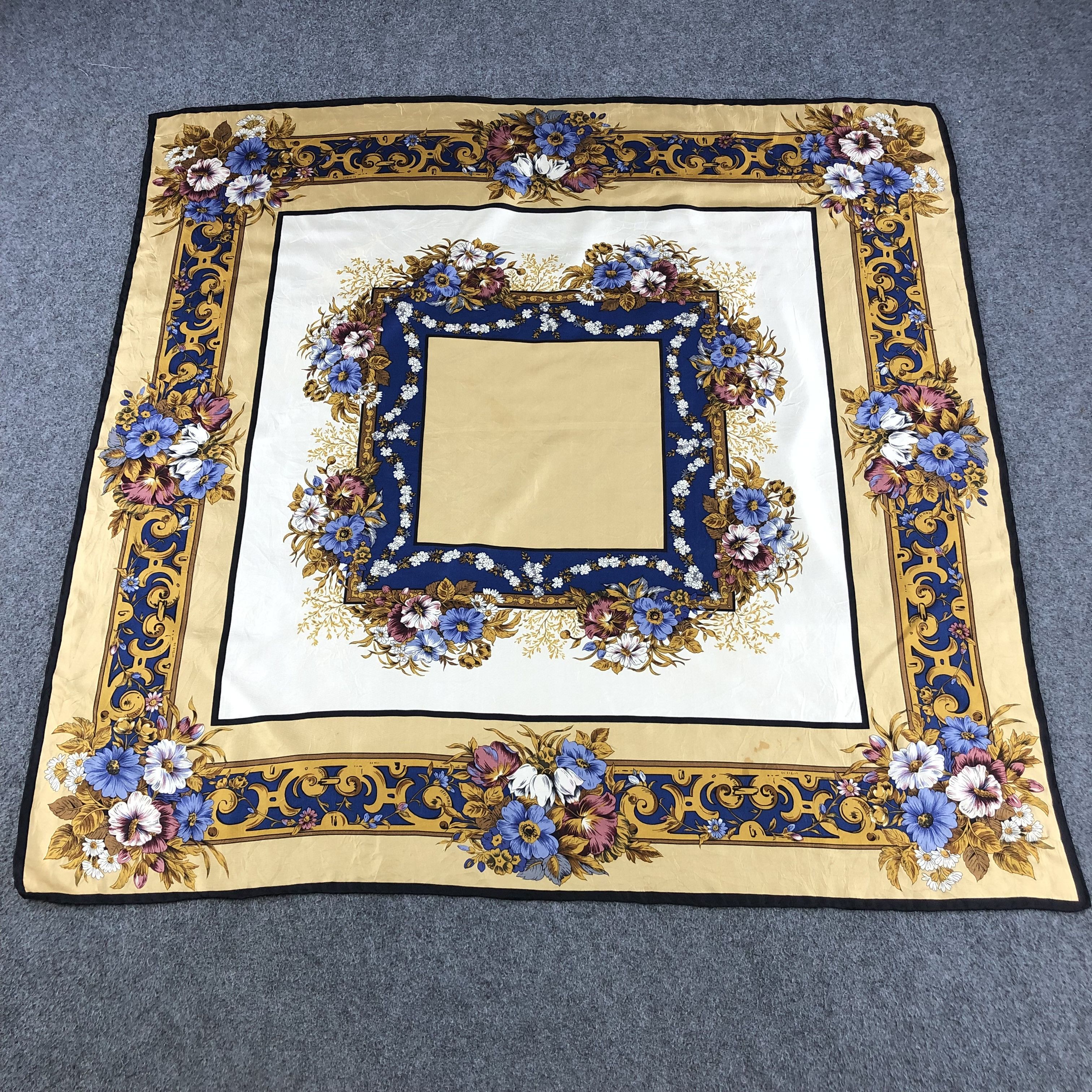 Japanese Brand Vintage Luxury Floral Silk Scarf M256 Size ONE SIZE - 2 Thumbnail