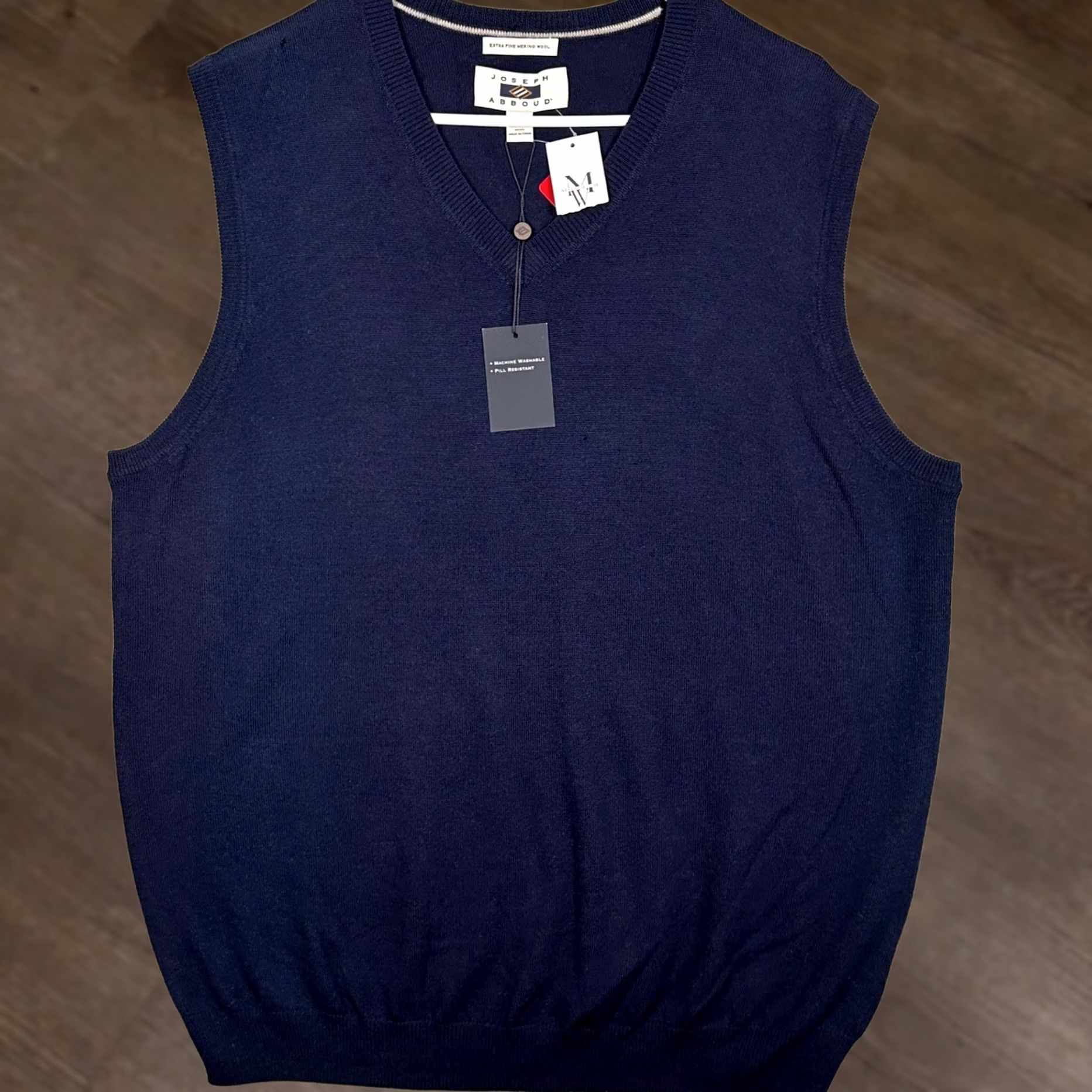 Joseph Abboud Joseph Abboud Merino Wool Sweater Vest Mens XL Dark Navy V-Neck Pullover NEW Size US XL / EU 56 / 4 - 1 Thumbnail