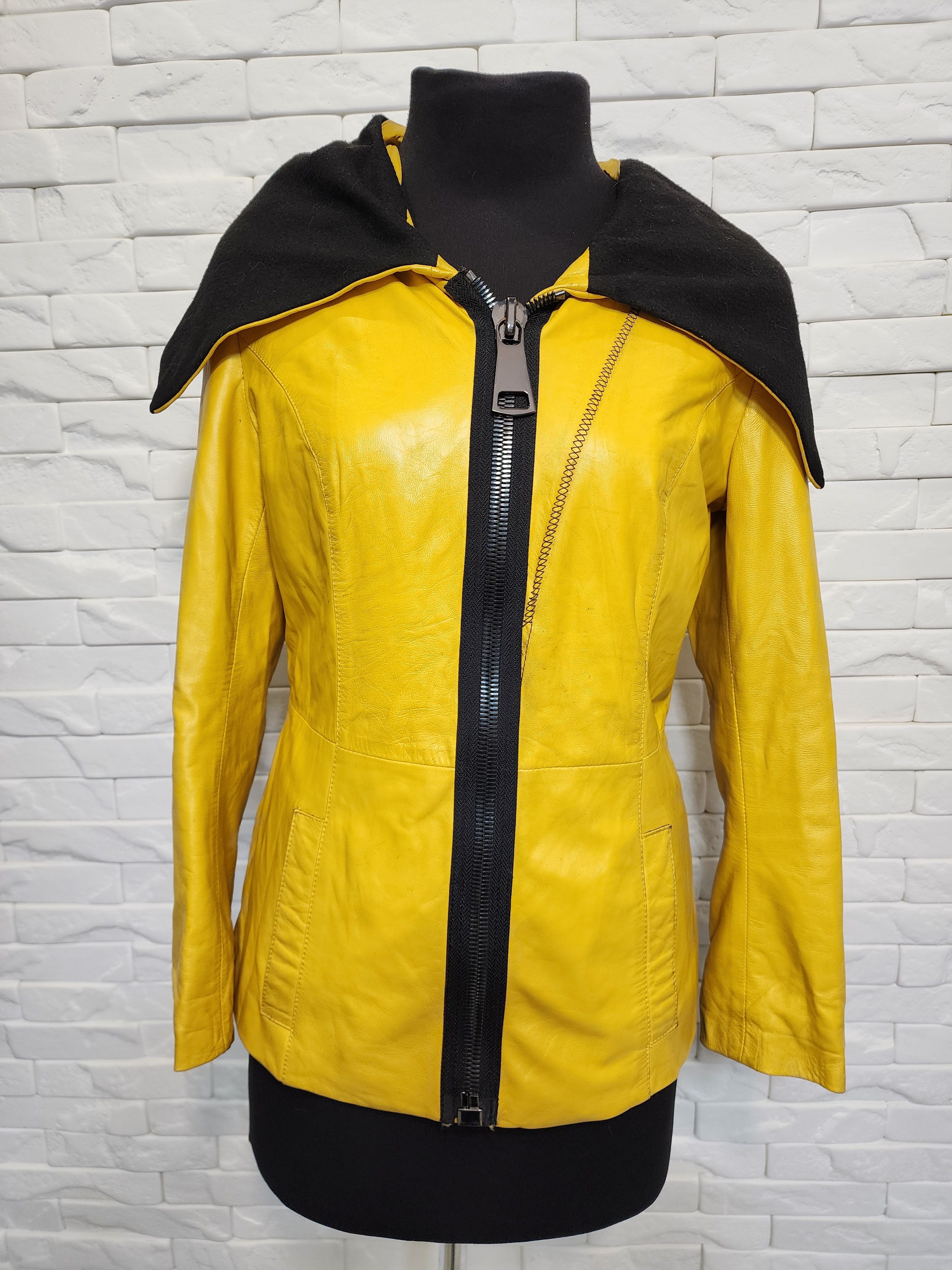 Genuine Leather Yellow Leather Hooded Jacket: Women's Sport Coat Size M / US 6-8 / IT 42-44 - 2 Thumbnail