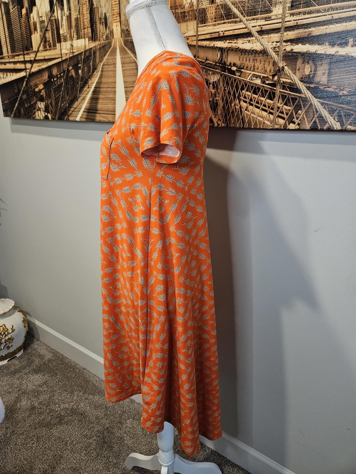 Designer LulaRoe Orange Print Hi-low Short Sleeve with Pocket #366 Size XXS / US 00 / IT 34 - 2 Thumbnail