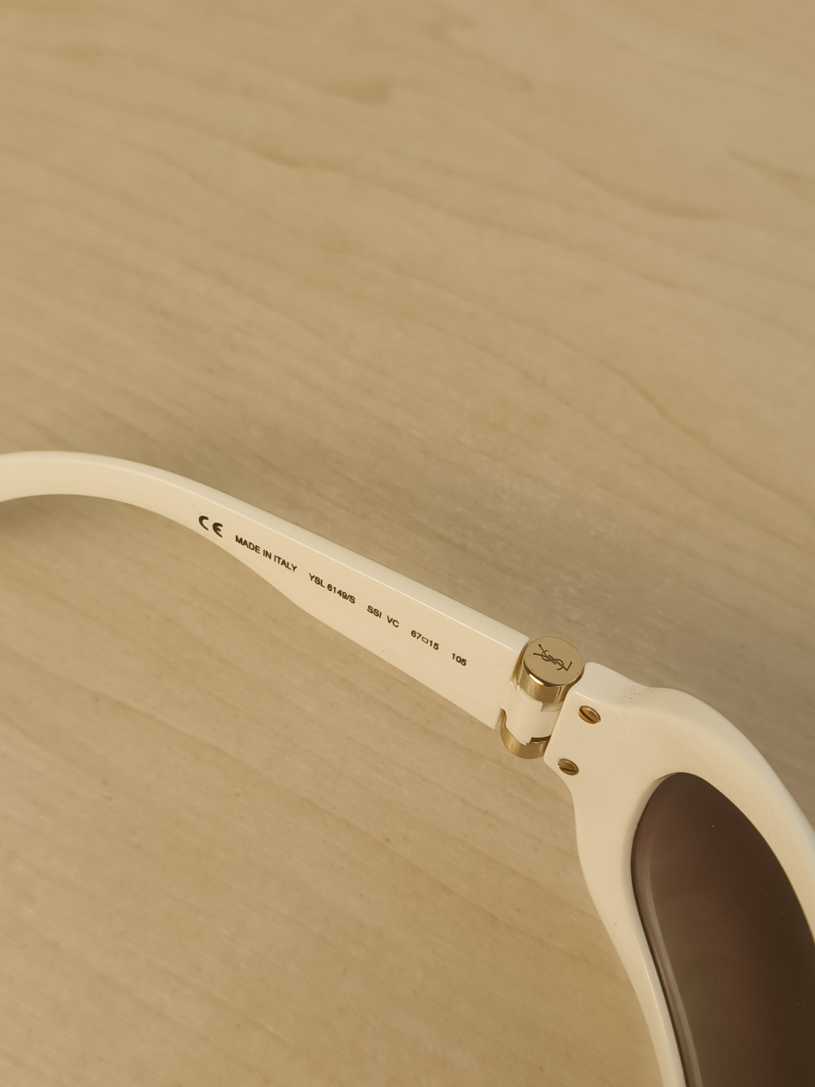 Yves Saint Laurent Yves Saint Laurent Cream Oval Brown Gradient Sunglasses Size ONE SIZE - 3 Thumbnail