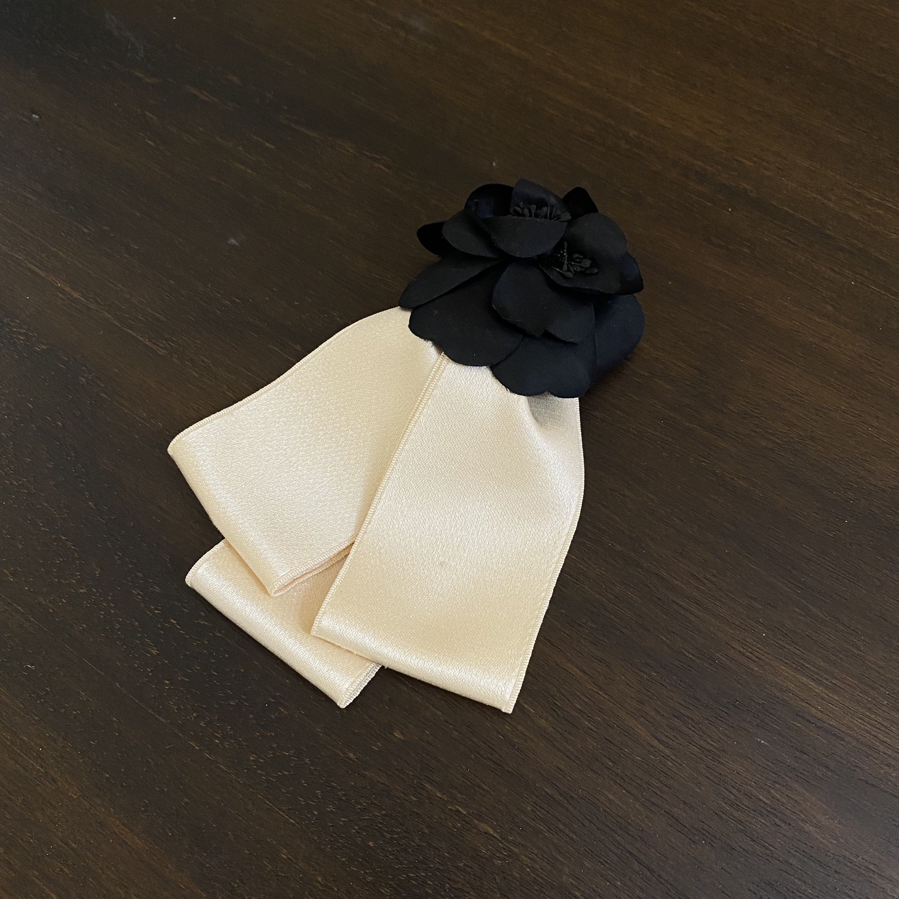 Chanel Chanel Camelia Silk Ribbon Brooch Size ONE SIZE - 2 Thumbnail