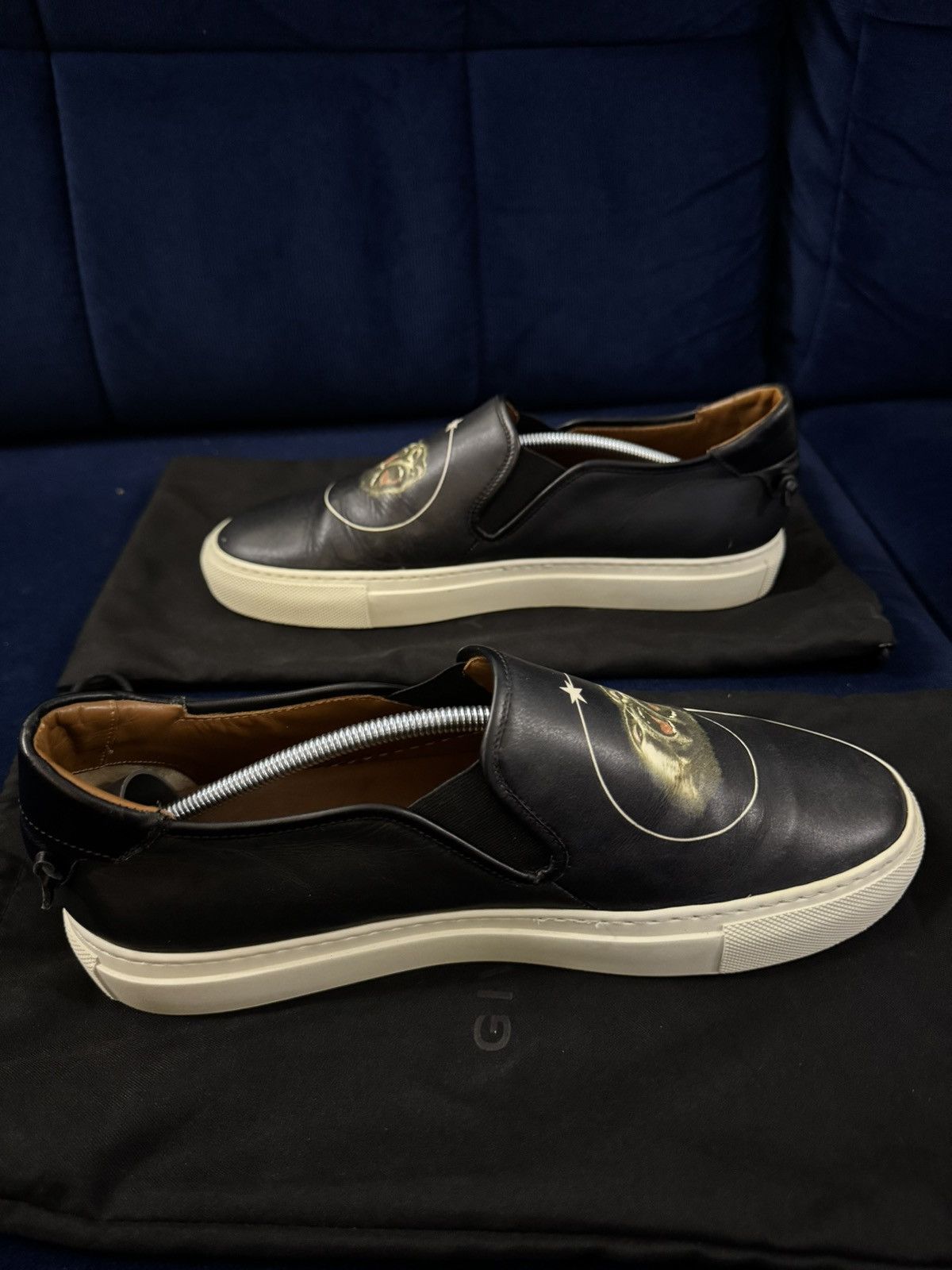 Givenchy Givenchy Monkey brothers print slip-ons Size US 7 / EU 40 - 2 Thumbnail
