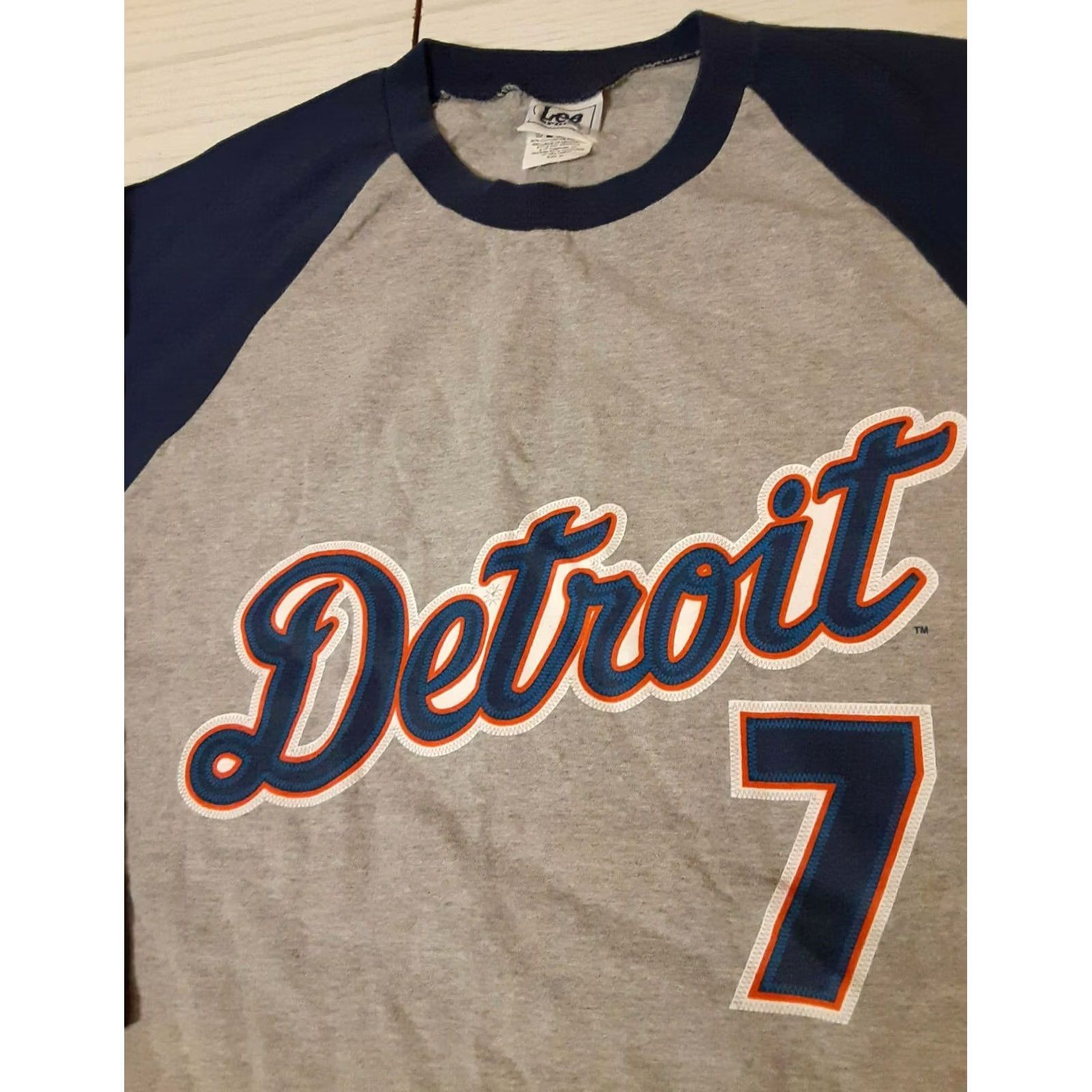 Vintage VINTAGE Ivan Rodriguez Detroit Tigers T-Shirt Lee XL blue&grey 2005 Sports Mens Size US XL / EU 56 / 4 - 3 Thumbnail