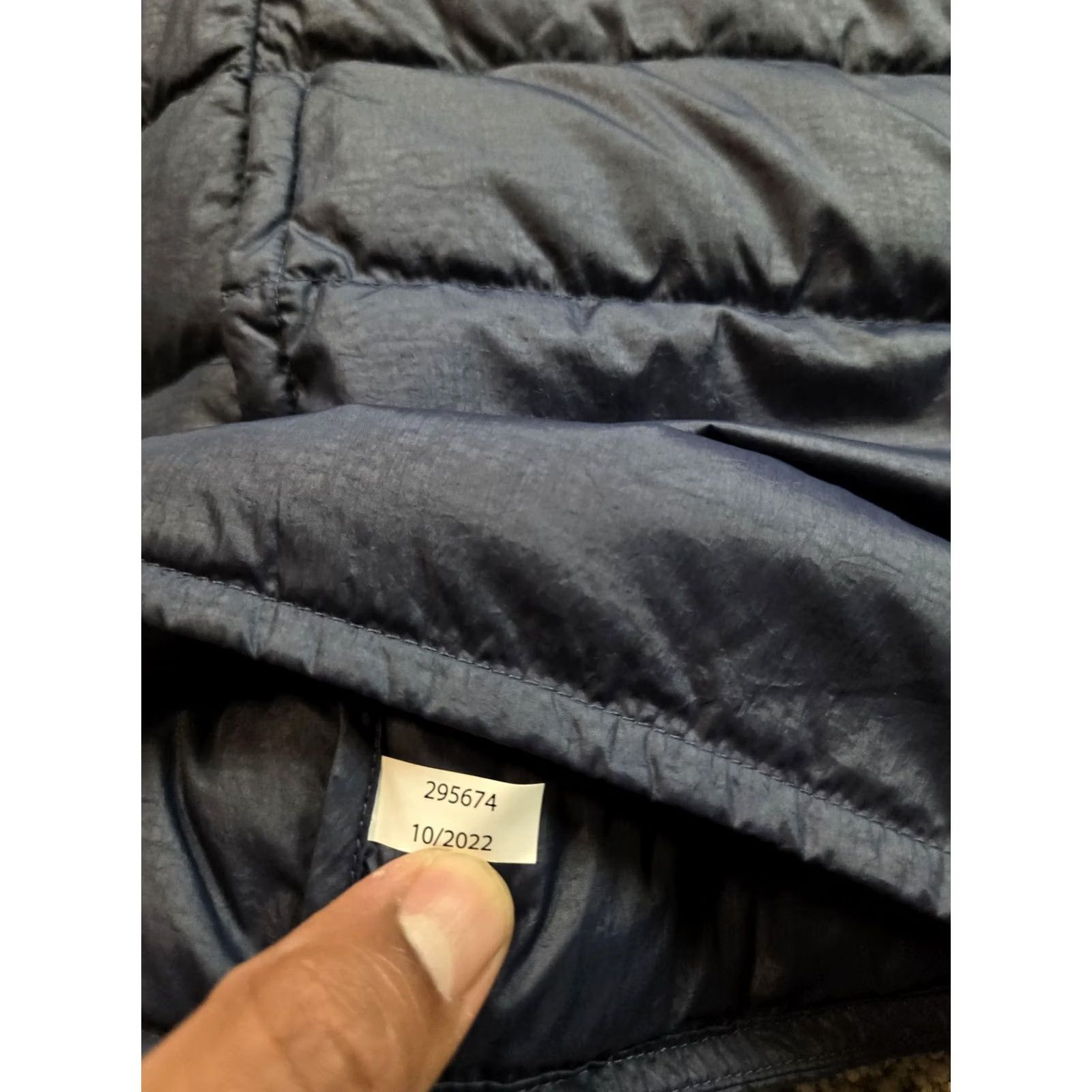 Outdoor Voices Outdoor Voices Puffer Vest Mens M Blue Down Quilted Snaps Front Pockets Vest Size US M / EU 48-50 / 2 - 3 Thumbnail