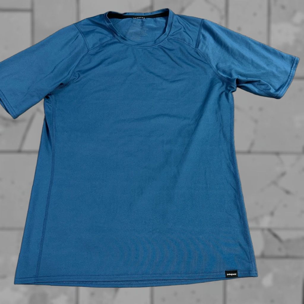 Patagonia Patagonia Mens T-Shirt Short Sleeve Pullover Crew Neck Blue Solid Poly Blend Activewear M Size US M / EU 48-50 / 2 - 1 Thumbnail