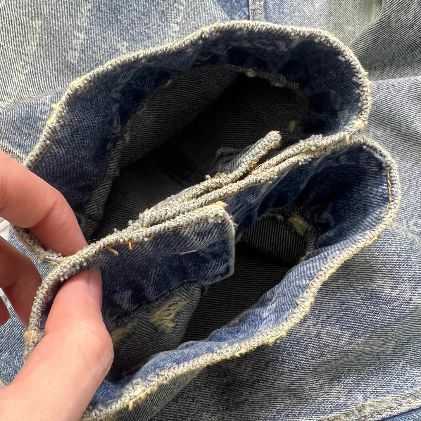 Balenciaga Balenciaga Destroyed Denim All-Over Print Jacket XS NEW Size US XS / EU 42 / 0 - 6 Thumbnail