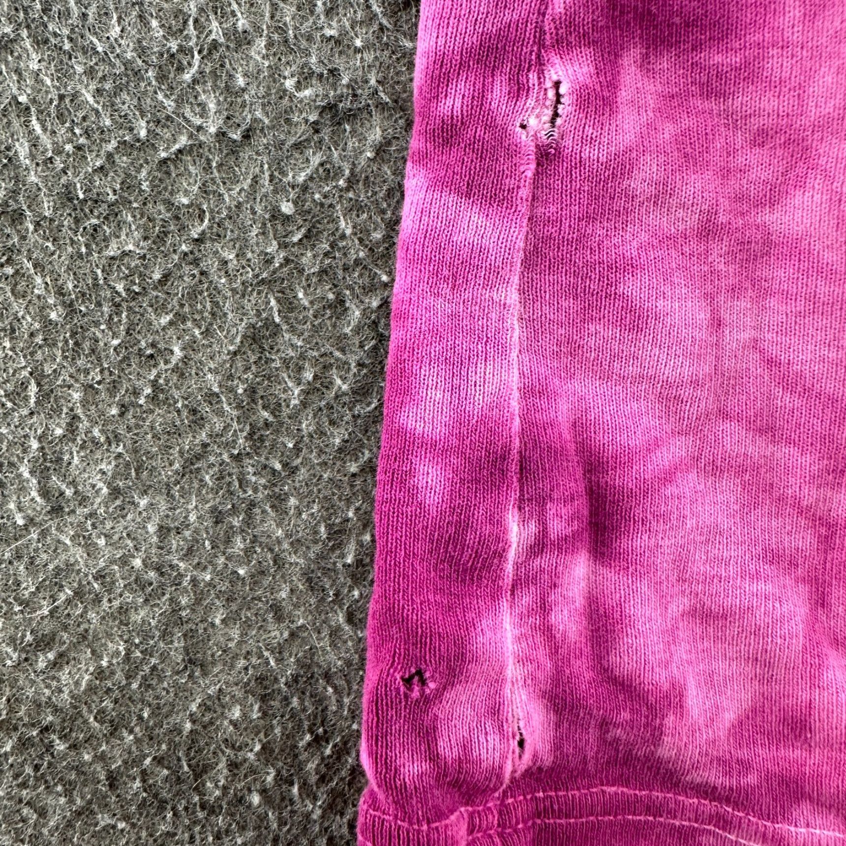 Vintage VINTAGE Sledge Shirt Womens L Pink V Neck Tie Dye Rhinestone USA Made 90s Y2K Shirt Womens L Pink Rhinestone Tie Dye V-Neck USA Made 90s Size L / US 10 / IT 46 - 2 Thumbnail