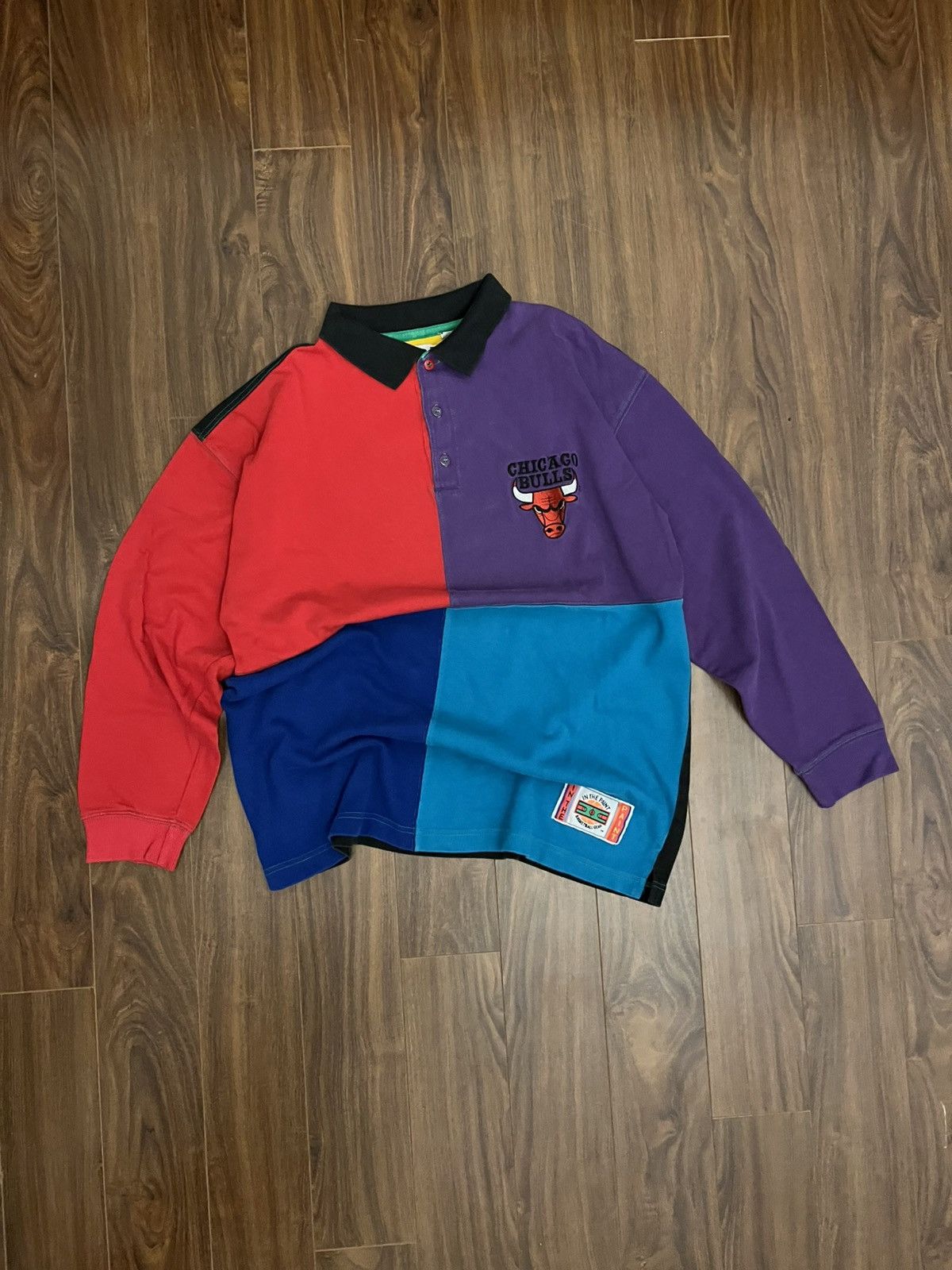 NBA Vintage 90s In The Paint Chicago Bulls Colour-Blocked Polo Size US M / EU 48-50 / 2 - 3 Thumbnail
