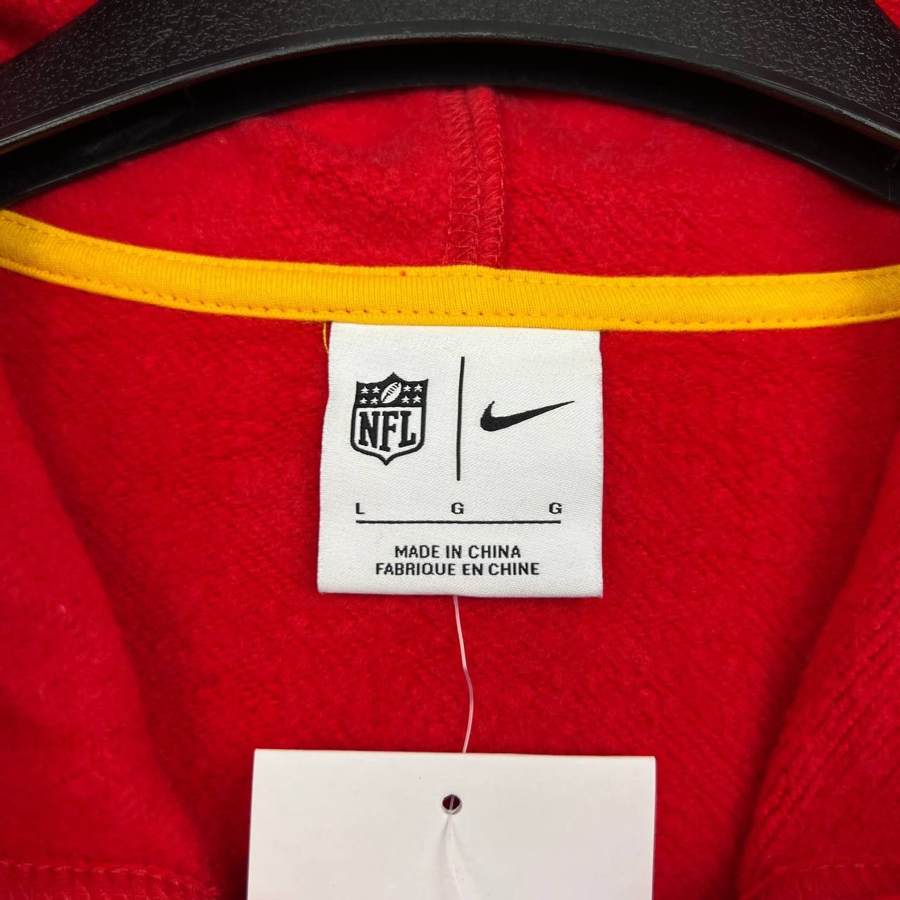 Nike Nike Hoodie Men Large Red Kansas City Chiefs NFL New Size US L / EU 52-54 / 3 - 2 Thumbnail