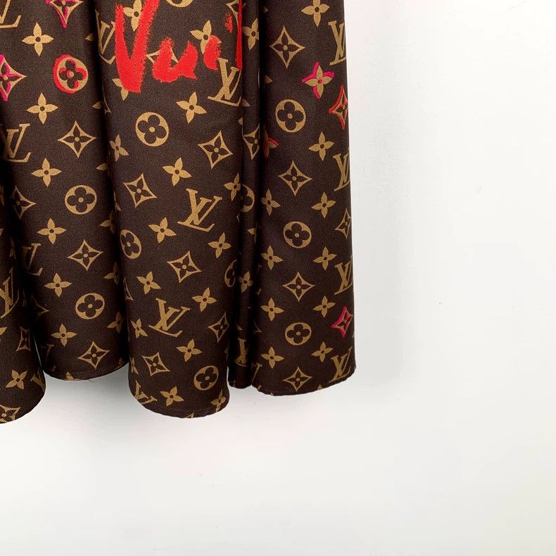 Louis Vuitton Louis Vuitton Dark brown logo presbyopic full print mulber Size XXS / US 00 / IT 34 - 5 Thumbnail