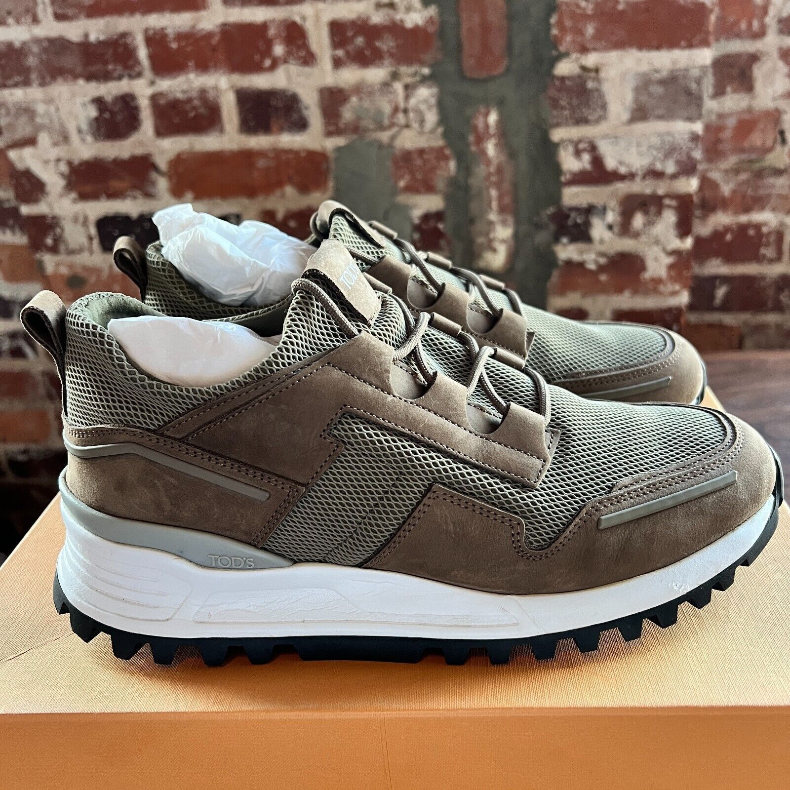Tod's Tod's Men's Allacciata Sport Sneakers NIB $490 Size US 8 / EU 41 - 4 Thumbnail