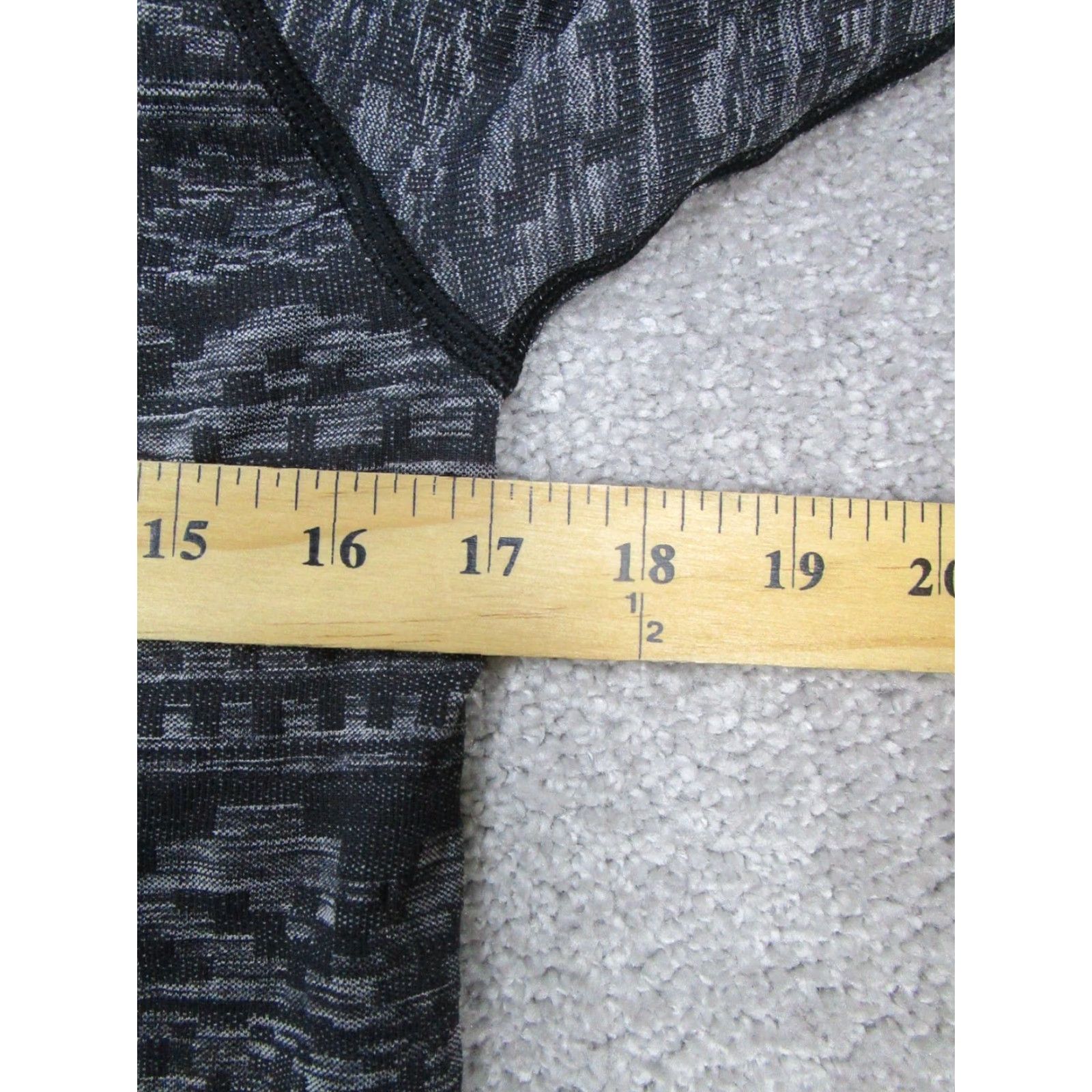 Lululemon Lululemon Rest Less Sweater Running Quarter Zip Womens Small Gray Size S / US 4 / IT 40 - 5 Thumbnail