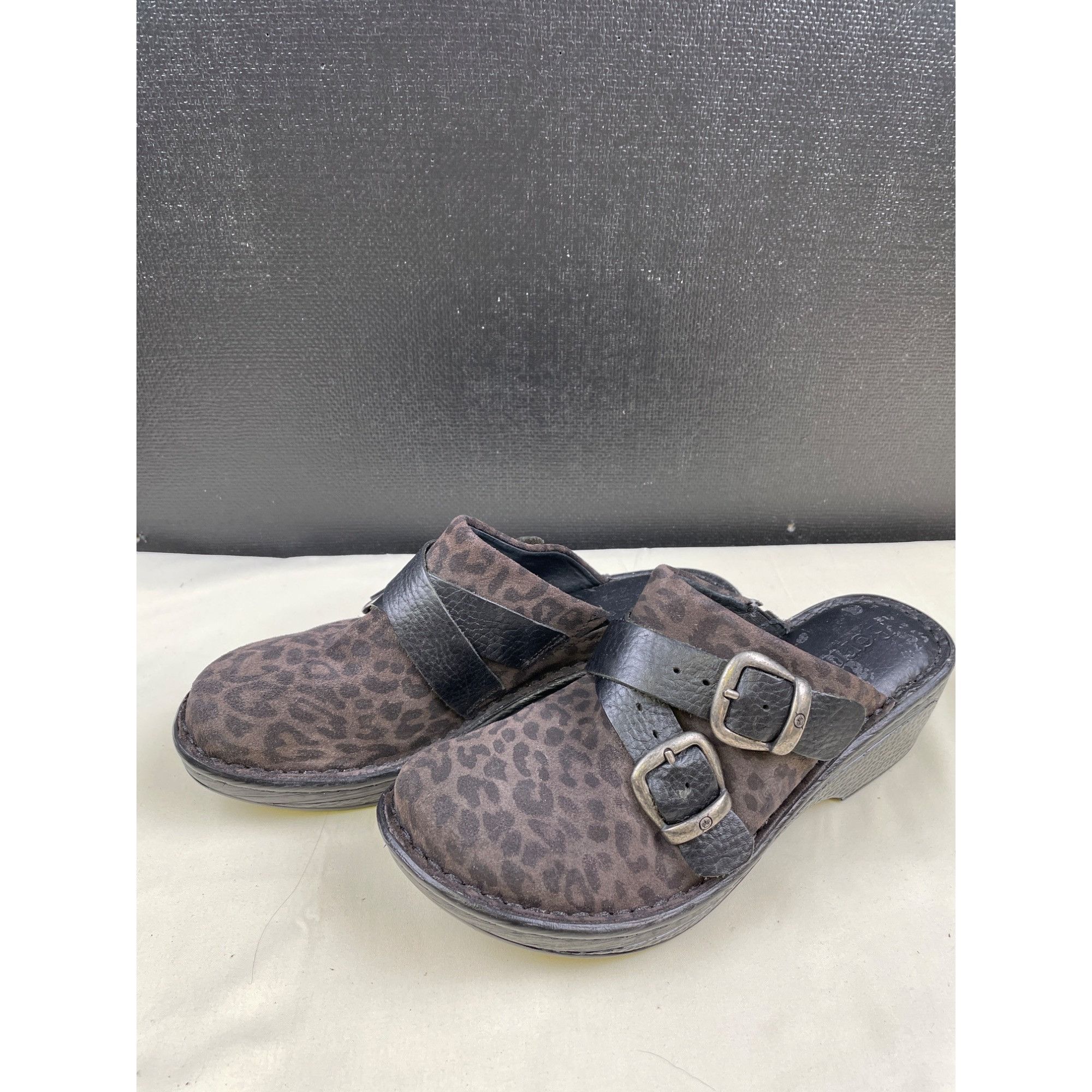 Born Born Women's Brown Leather Animal Print Clogs/ Shoes Size 7 Size US 7 / IT 37 - 3 Thumbnail