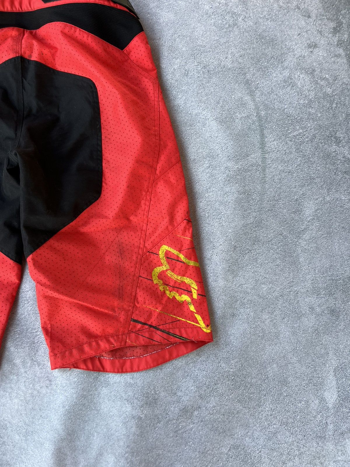 Fox Racing Fox Racing Vintage Moto Shorts – Size 36, killer red 🚨. Size US 36 / EU 52 - 9 Thumbnail