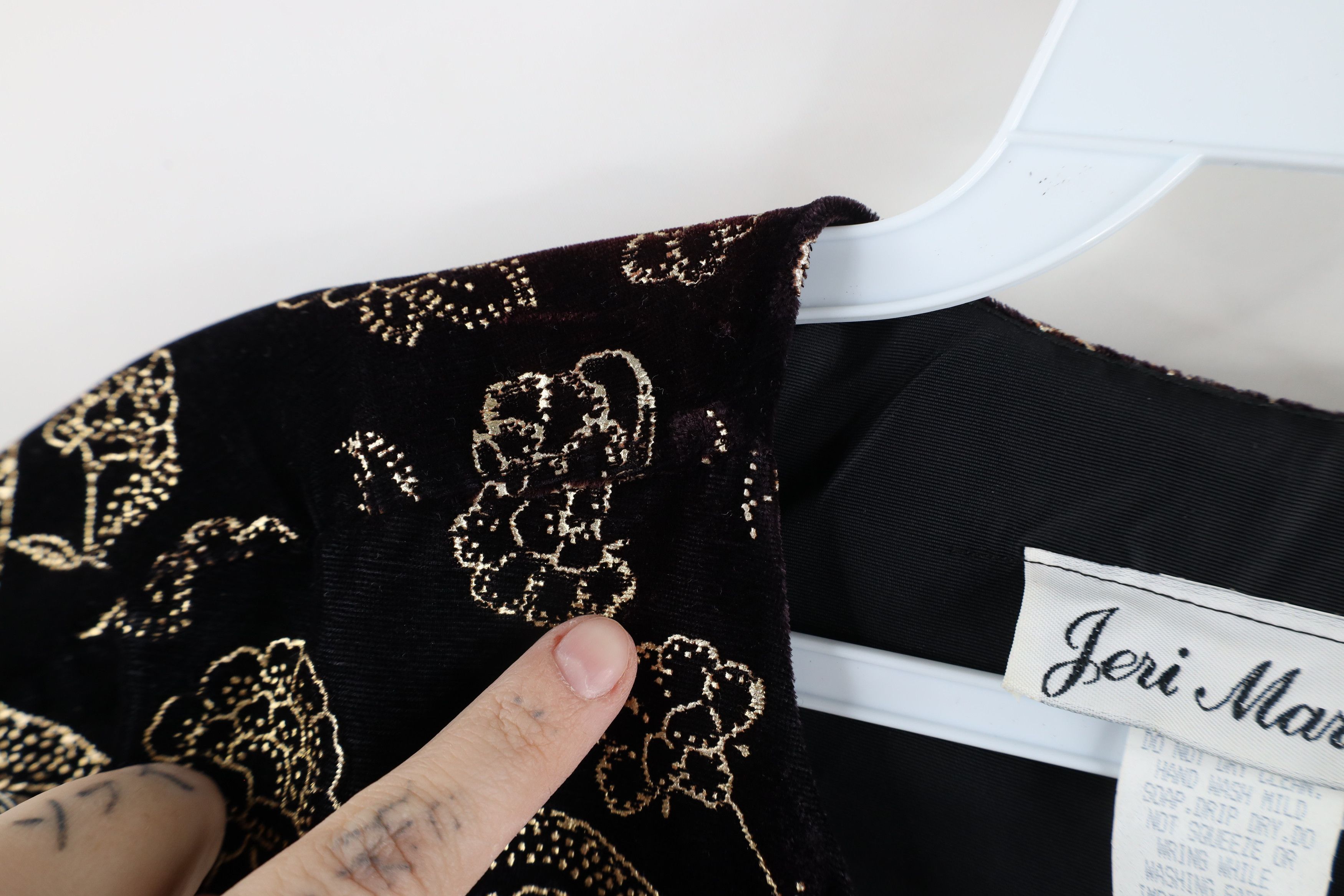 Vintage Vintage 90s Streetwear Velvet Velour Blazer Jacket USA Size XL / US 12-14 / IT 48-50 - 9 Thumbnail