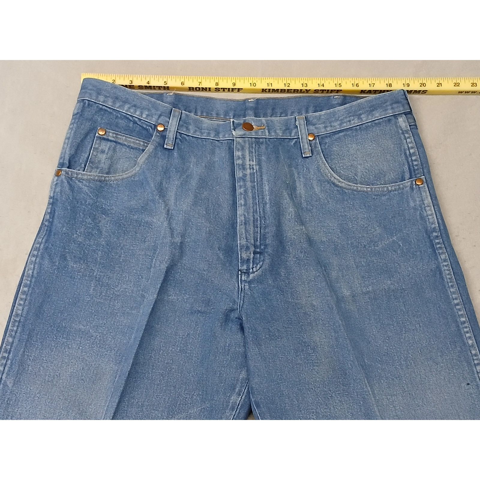 Wrangler Wrangler (38x38) Vintage High Rise Straight Blue Denim Jeans Size US 38 / EU 54 - 3 Thumbnail