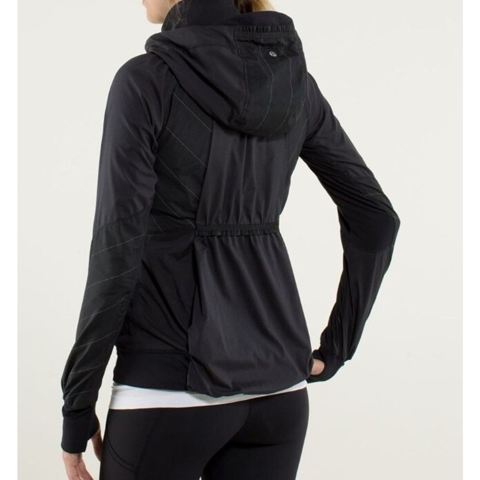 Lululemon Lululemon Run Bundle Up Liner Jacket Black Size 4 A001507 Size S / US 4 / IT 40 - 2 Thumbnail